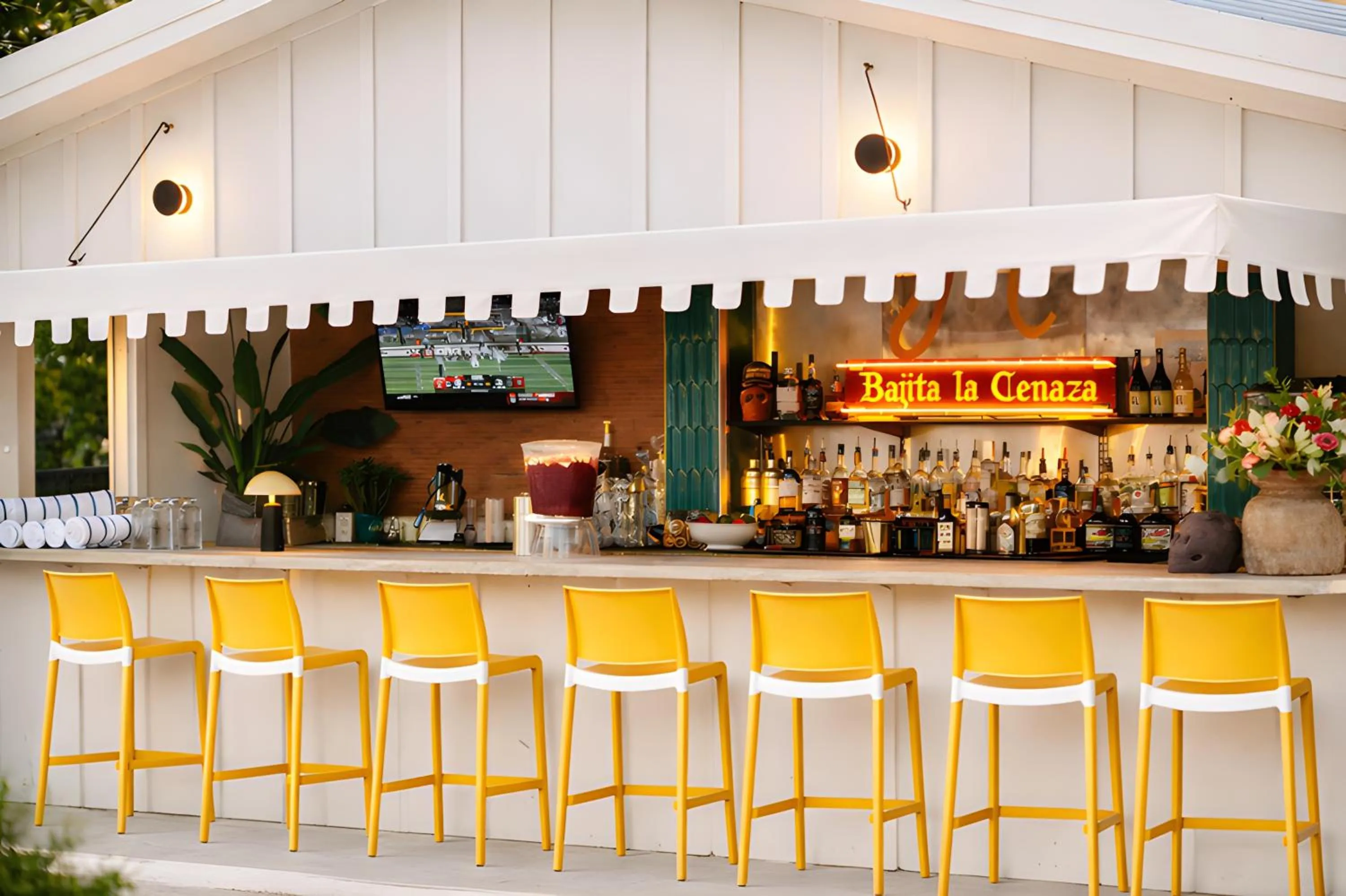 Lounge or bar in Melrose River Club Resort