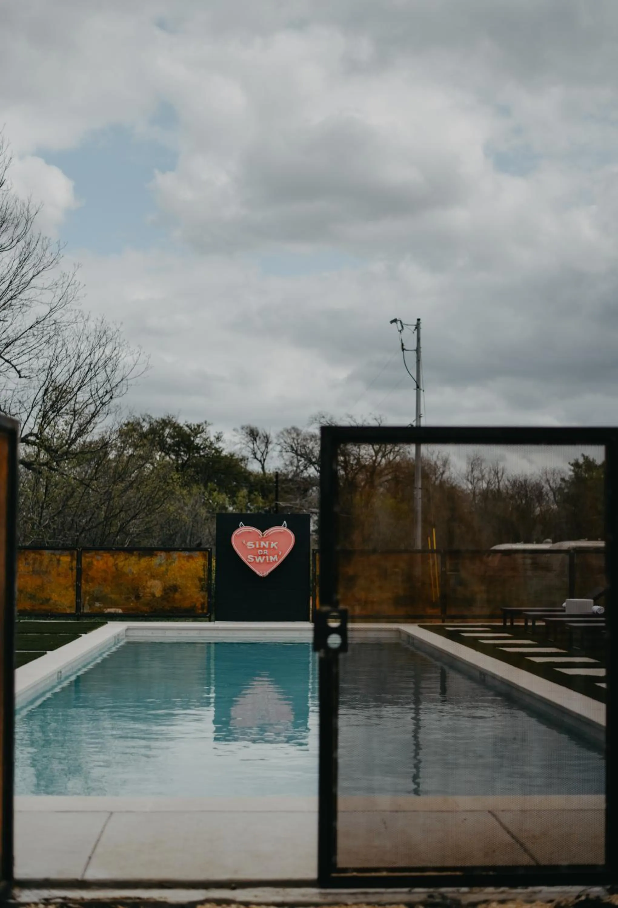 Melrose River Club Resort