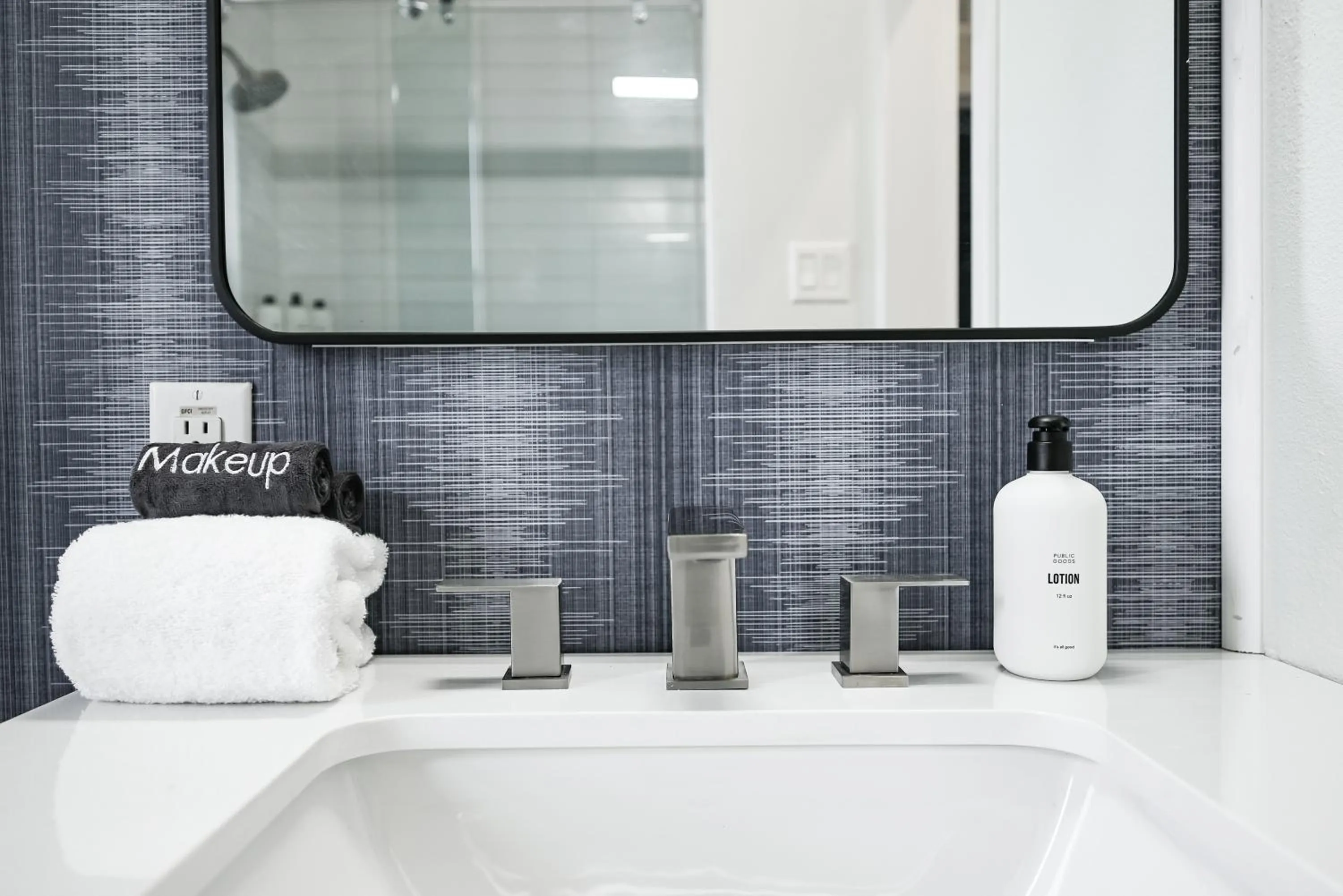 Bathroom in Melrose River Club Resort