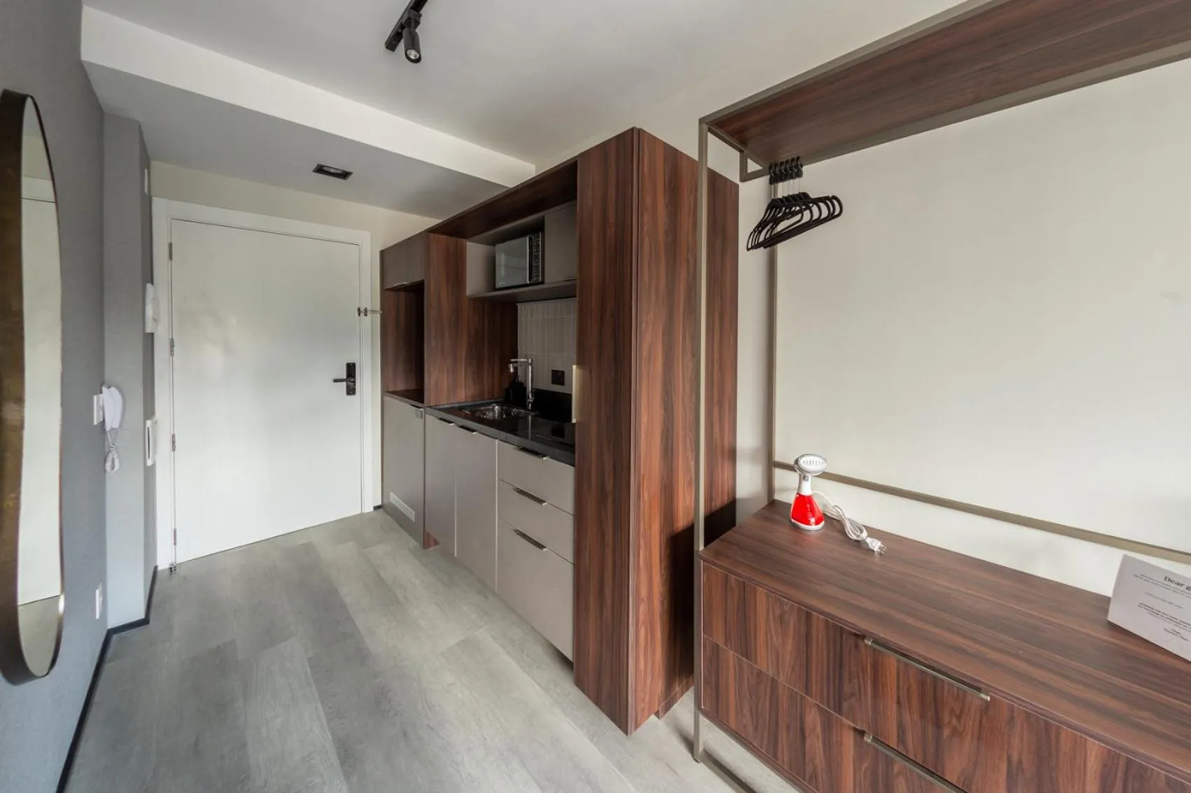 Kitchen or kitchenette in Charlie On The Parc Ibirapuera Hotel