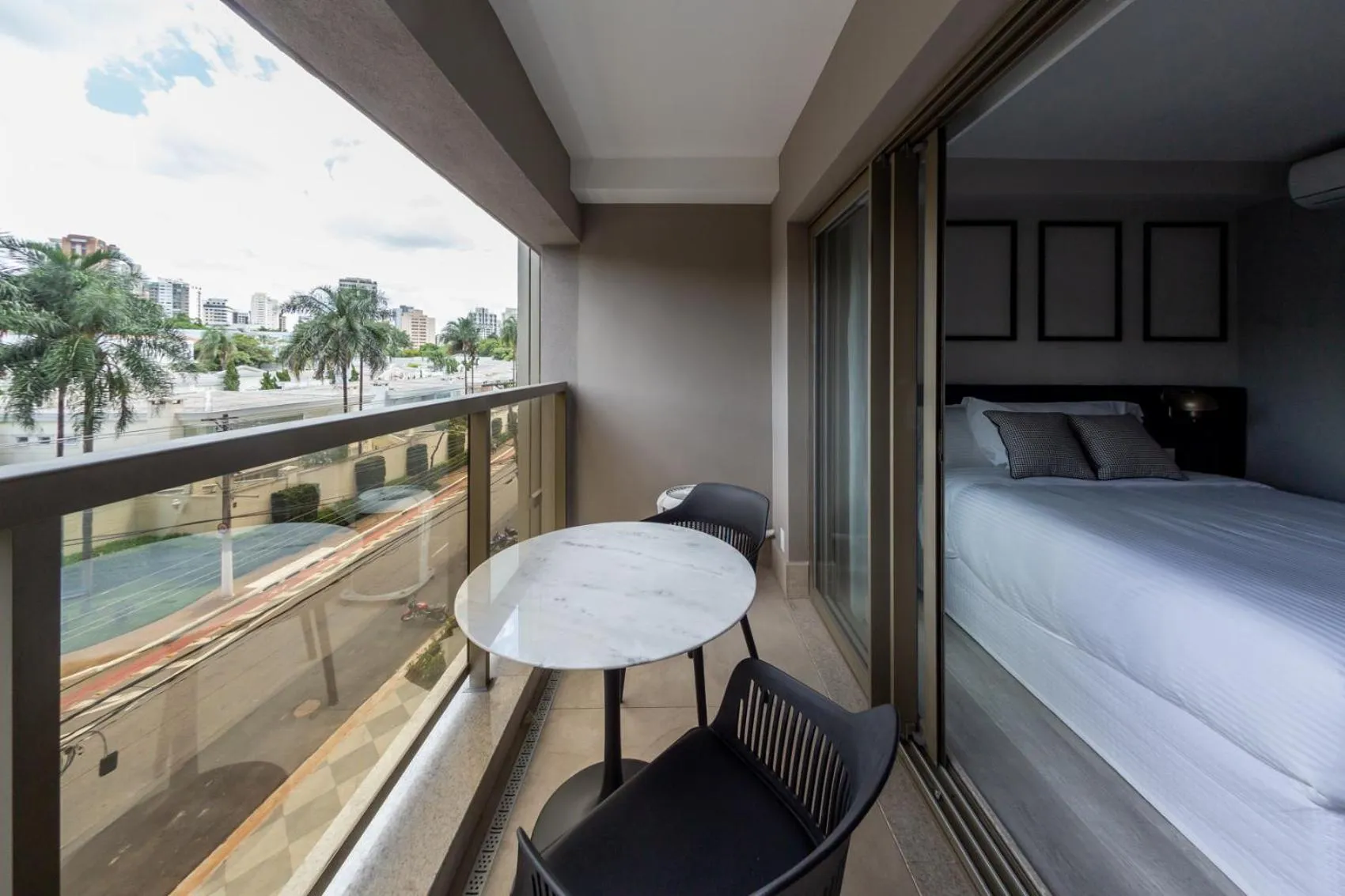 Bed in Charlie On The Parc Ibirapuera Hotel