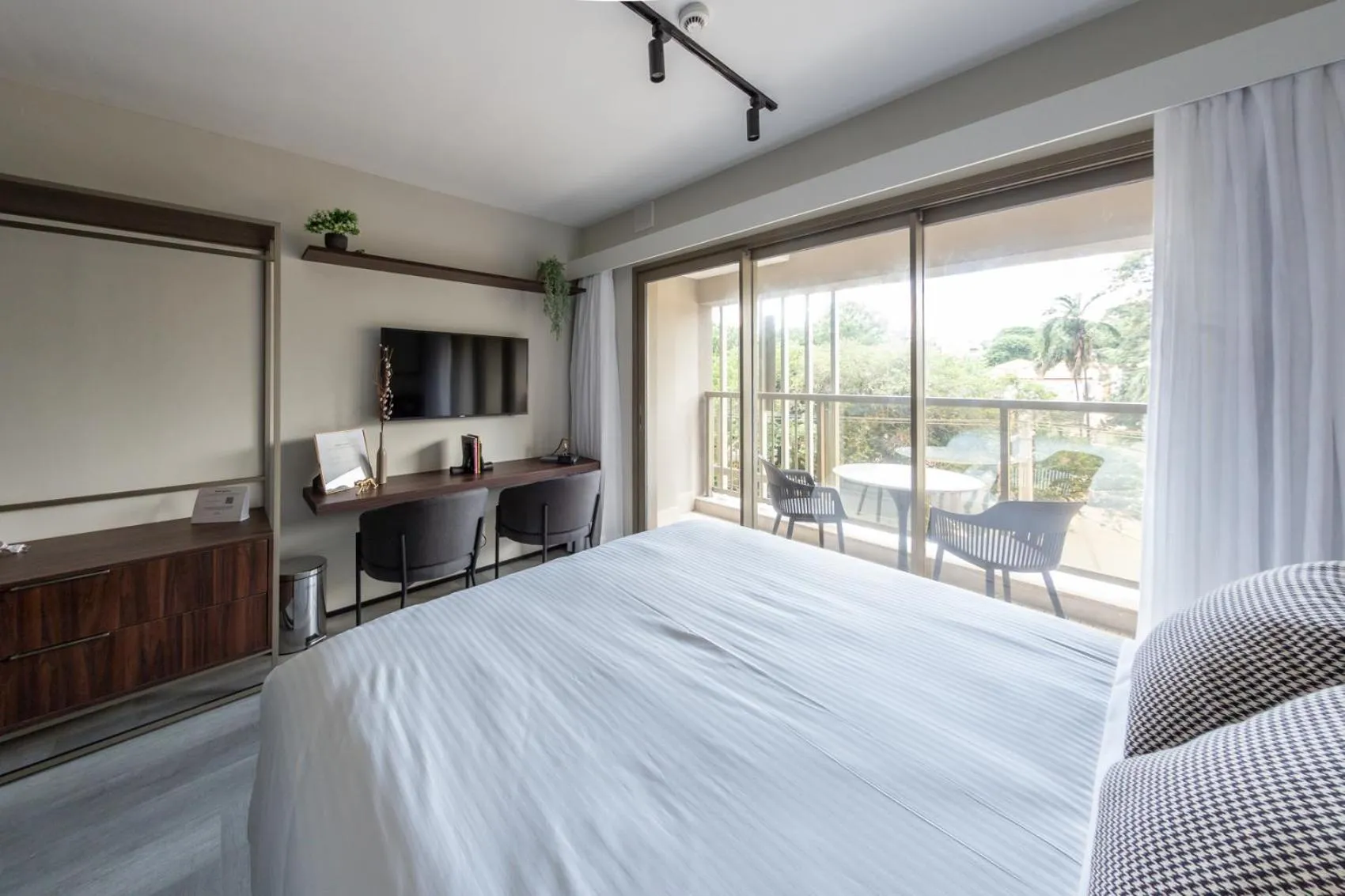 Bed in Charlie On The Parc Ibirapuera Hotel