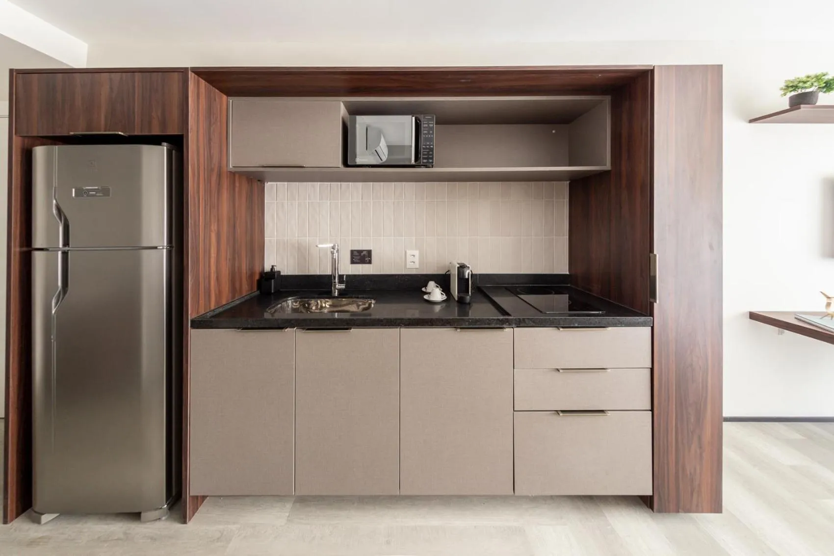 Coffee/tea facilities in Charlie On The Parc Ibirapuera Hotel