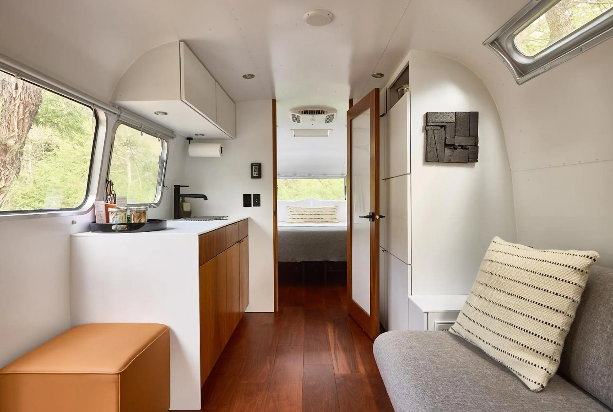 Living room in AutoCamp Sequoia