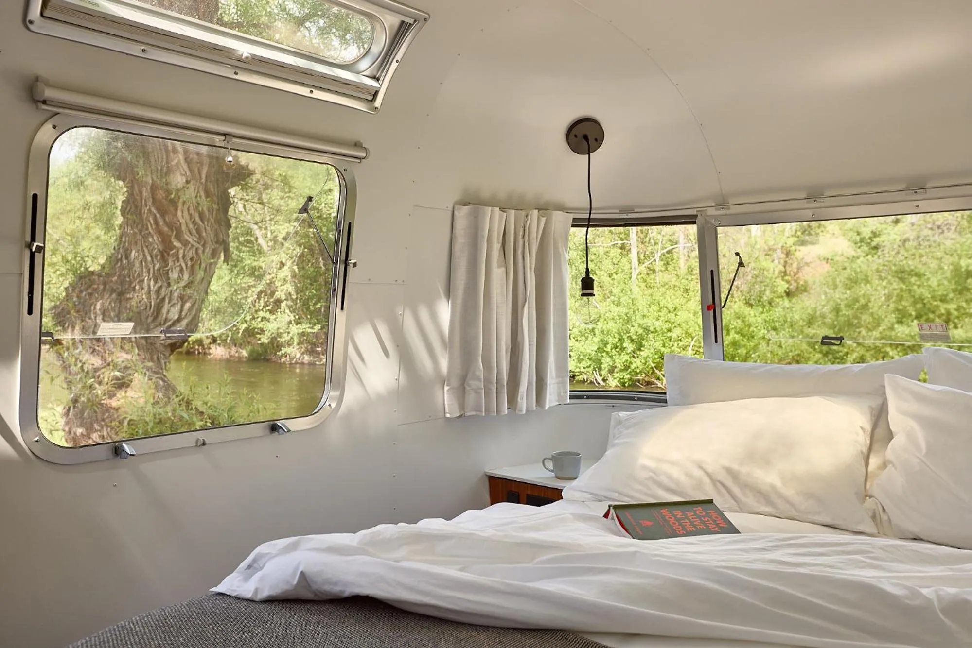 Bedroom, Bed in AutoCamp Sequoia