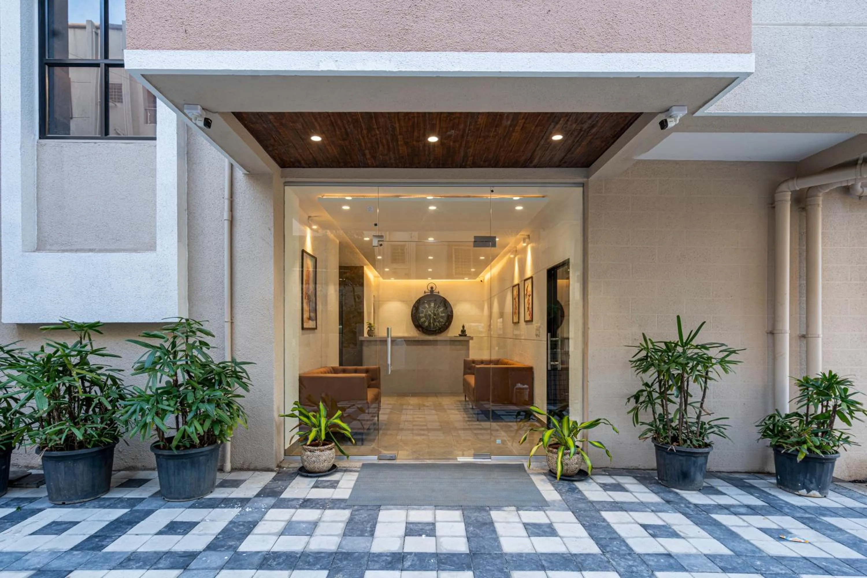 Facade/entrance in StayBird - Divine Suites, Business Hotel, Kharadi