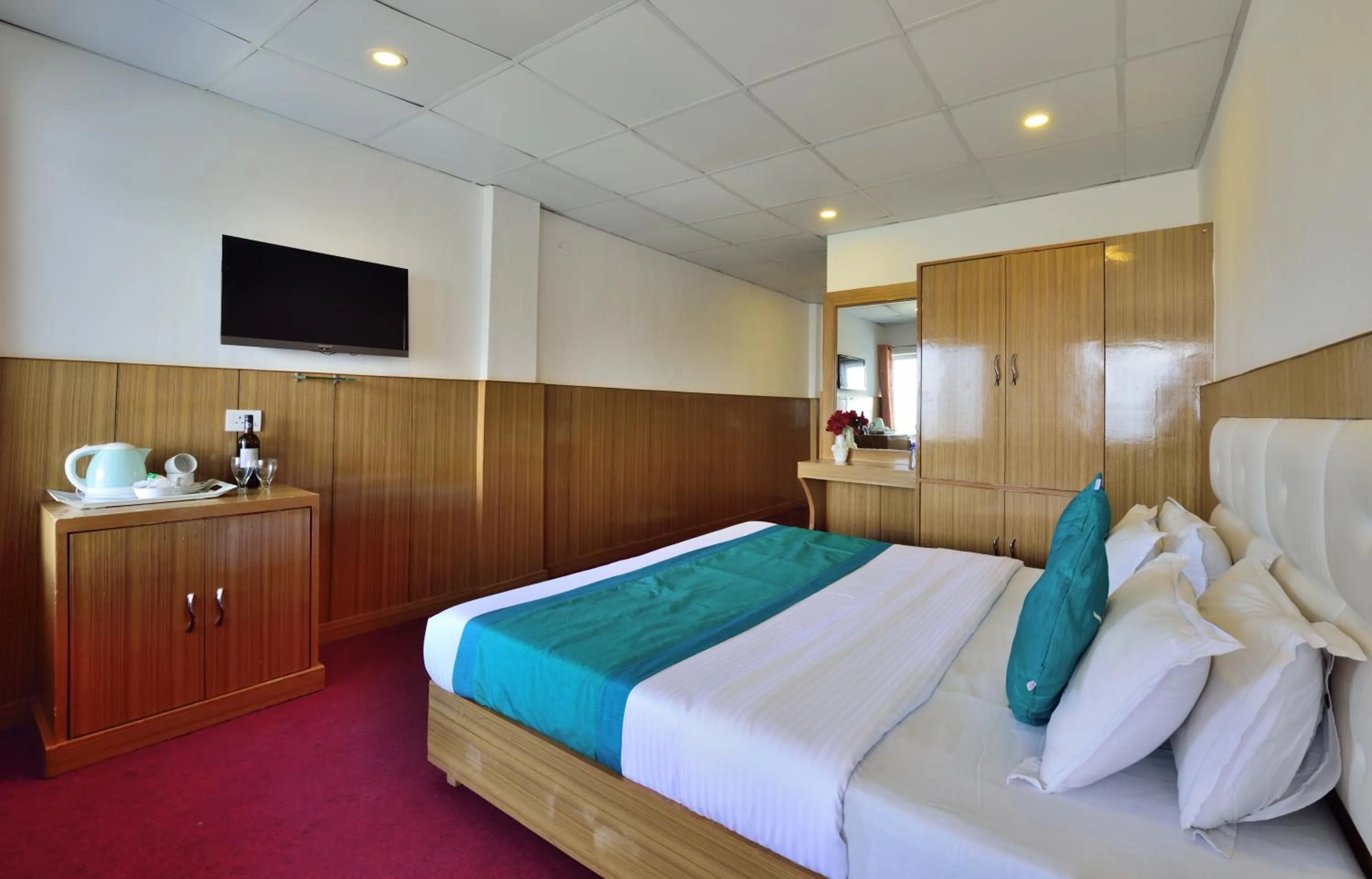 Galleu Hill Resort, Kufri Himalayan view resort