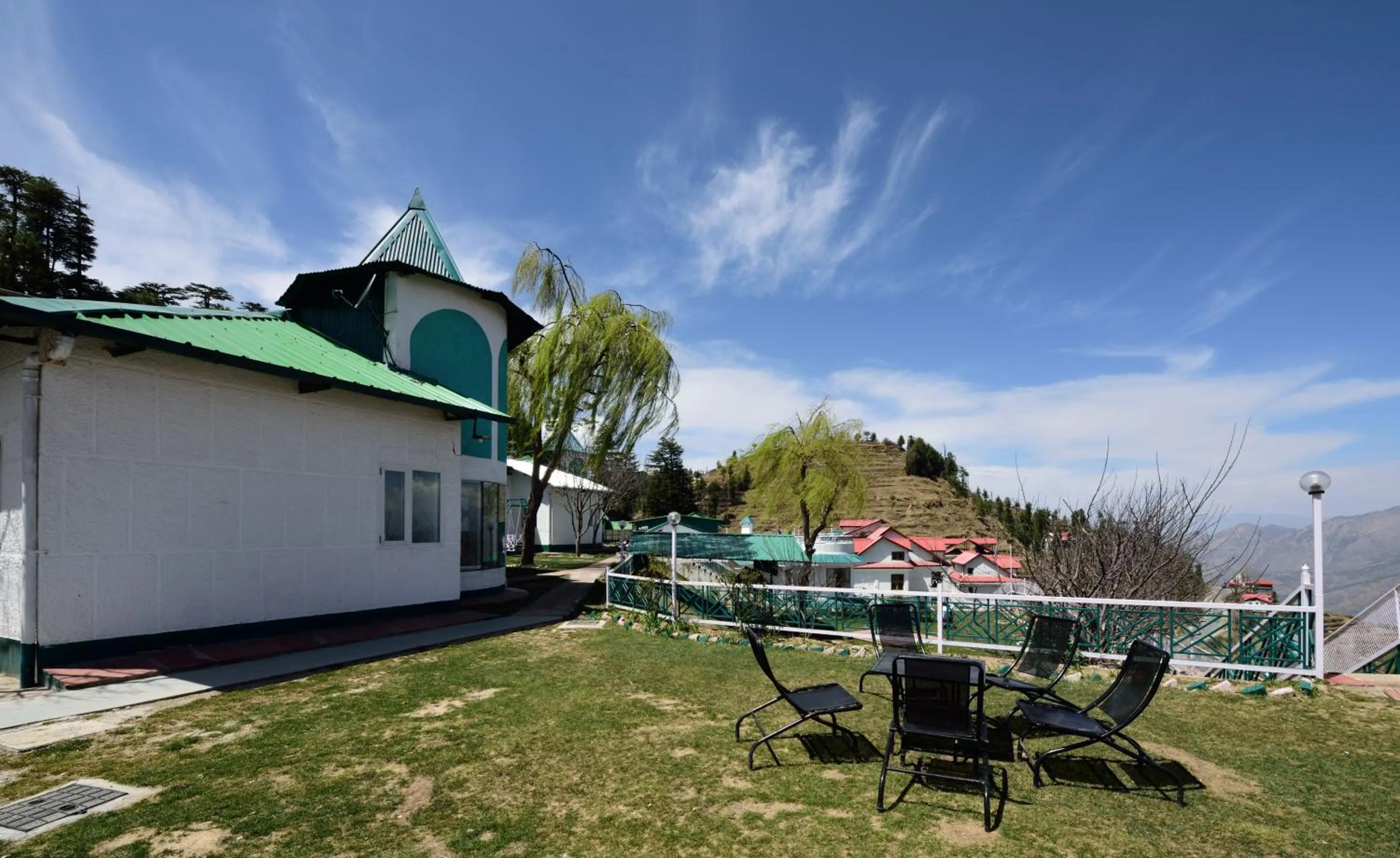 Galleu Hill Resort, Kufri Himalayan view resort