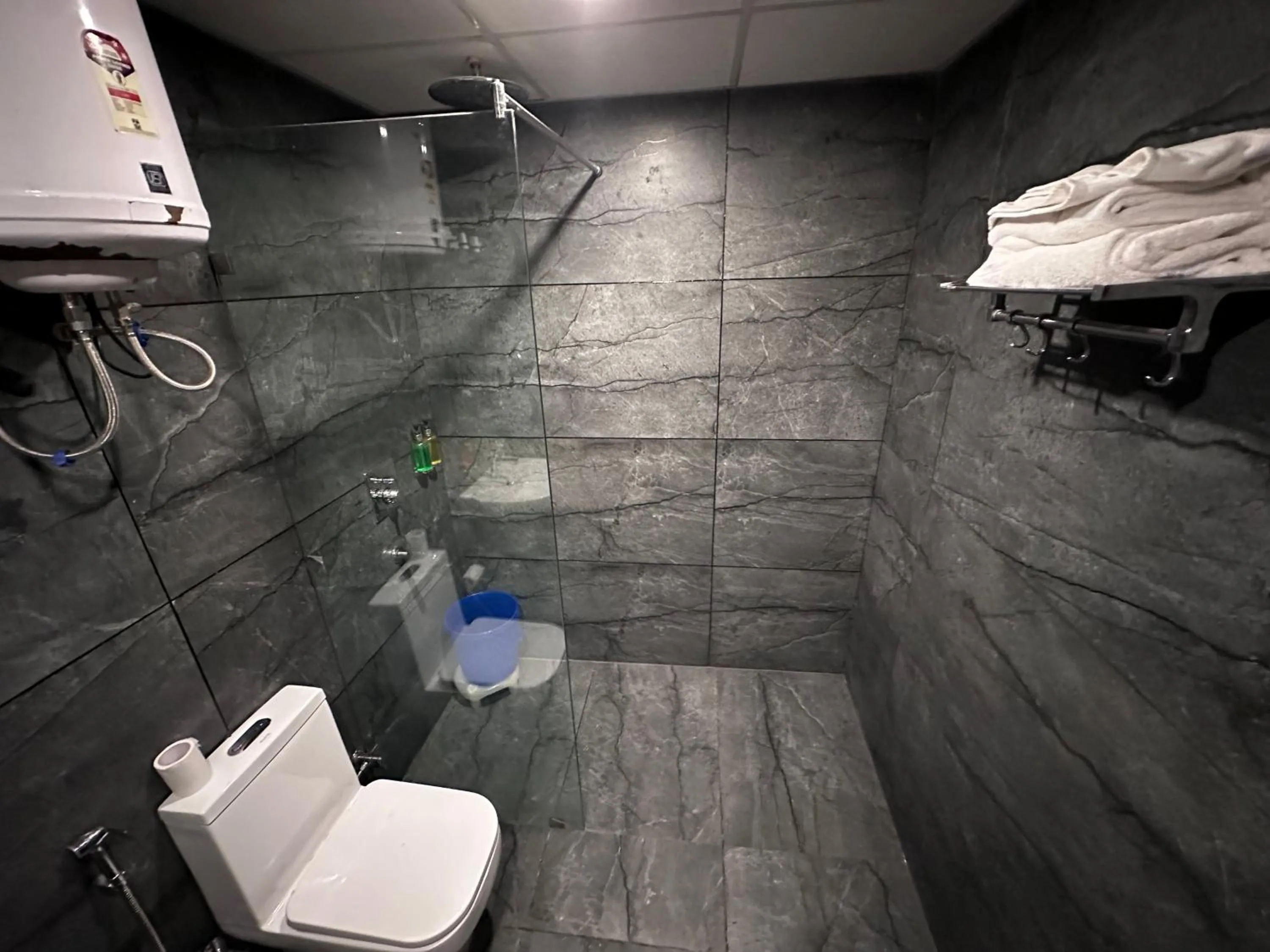 Toilet in Galleu Hill Resort, Kufri Himalayan view resort