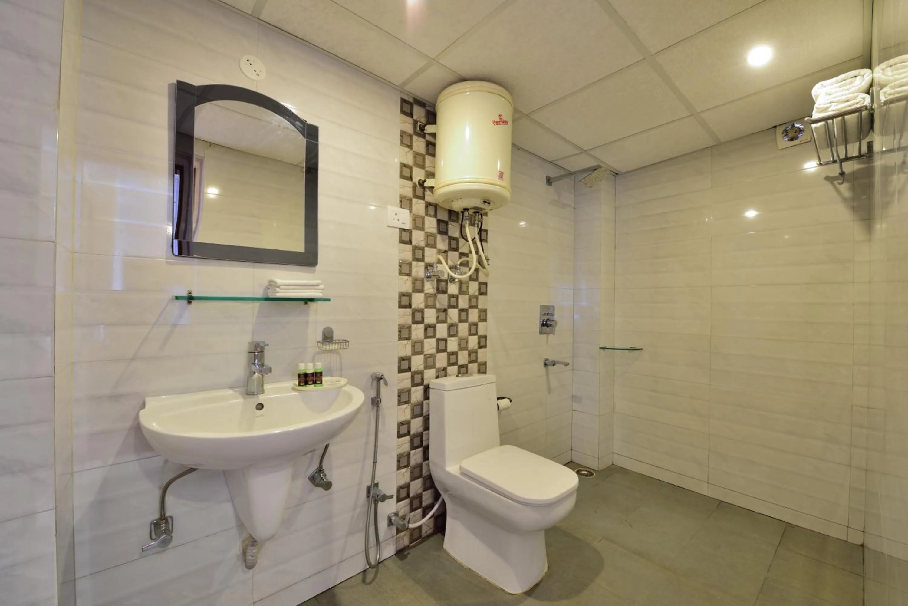 Galleu Hill Resort, Kufri Himalayan view resort