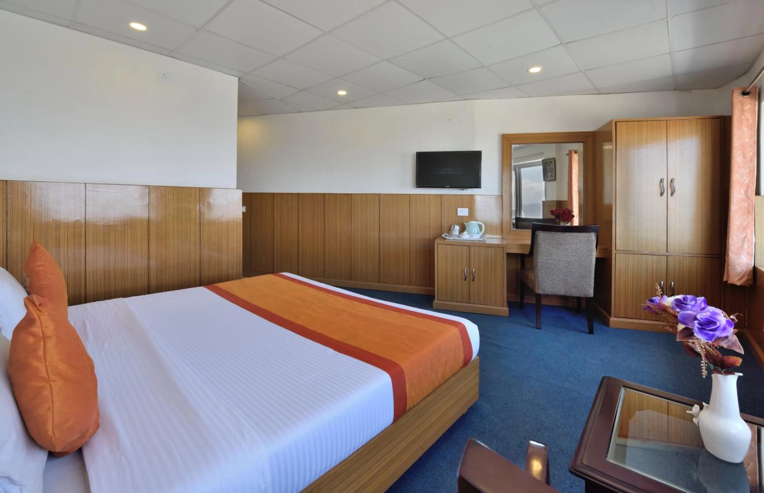 Galleu Hill Resort, Kufri Himalayan view resort