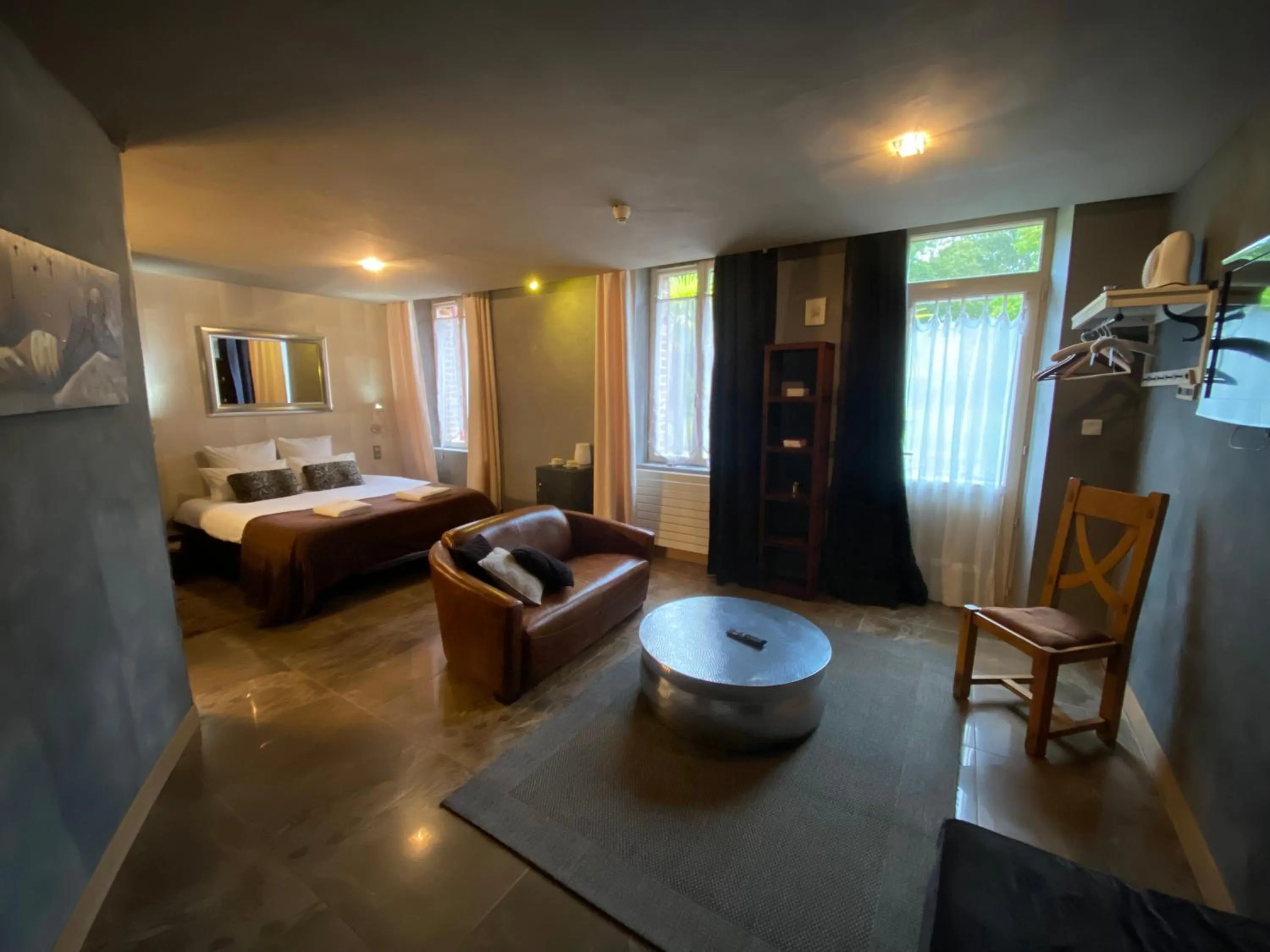 Photo of the whole room, Bed in Hotel Moulin de Villiers