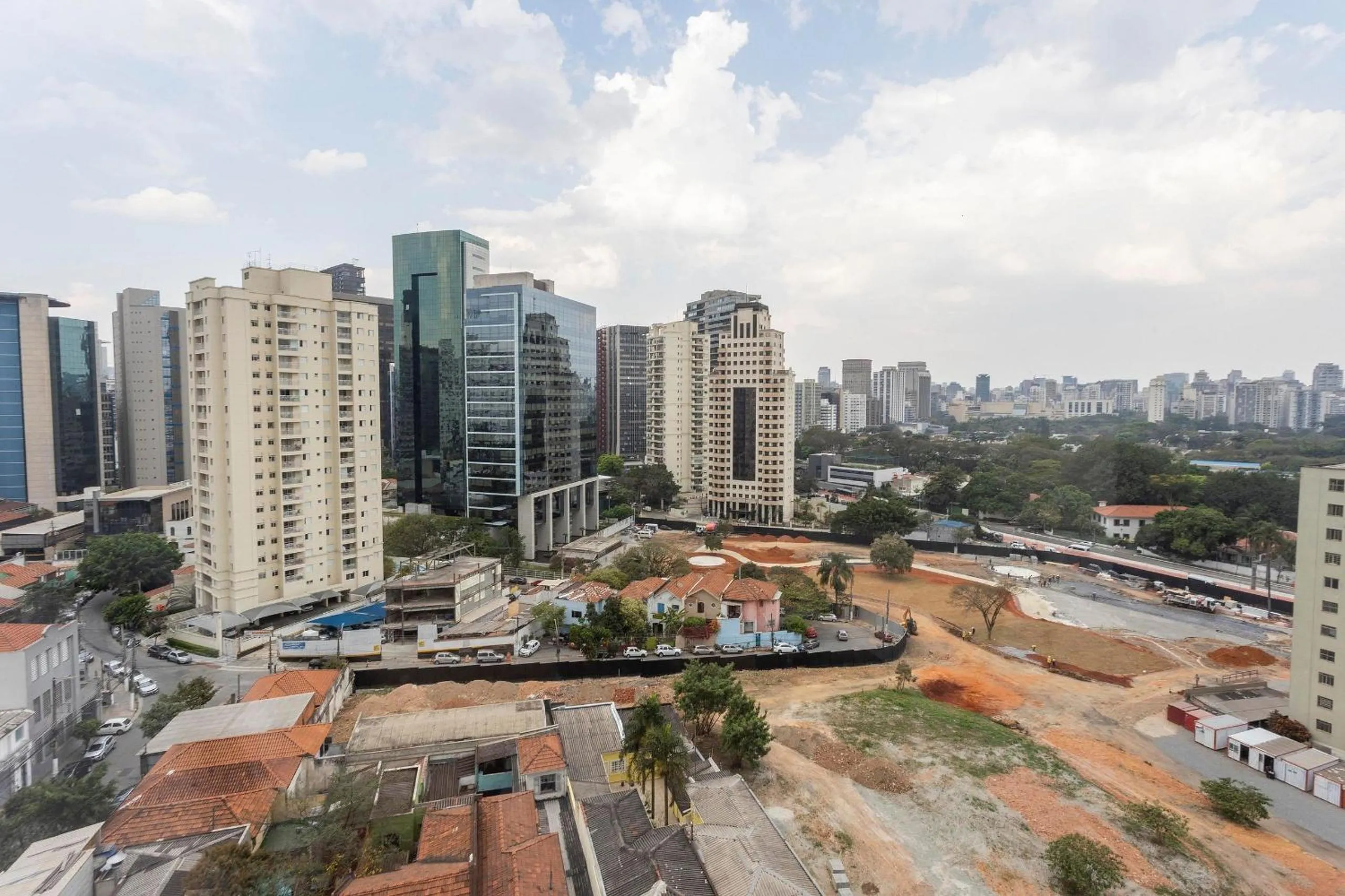 Facade/entrance in Expand Pinheiros
