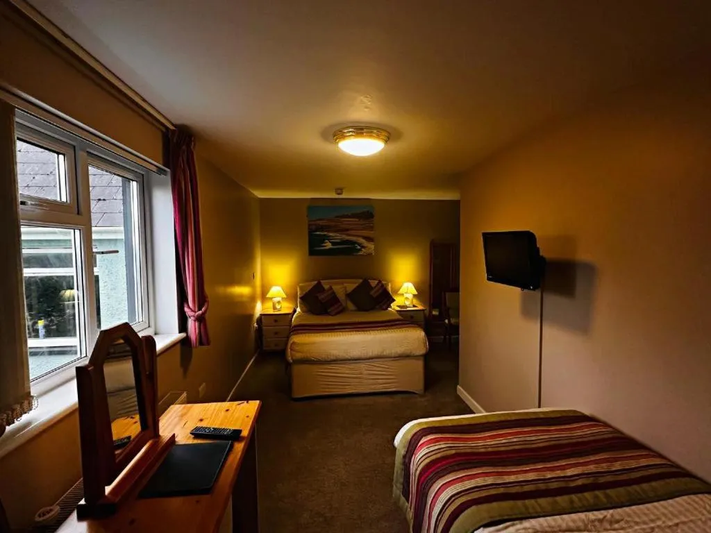 Bedroom, Bed in Ocean Haze Hotel