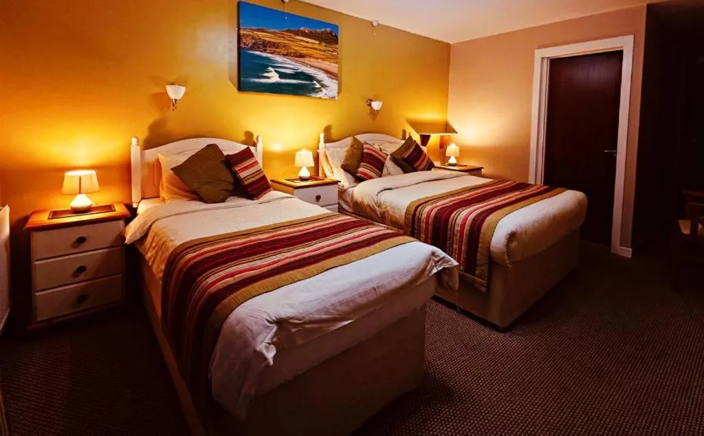 Bedroom, Bed in Ocean Haze Hotel