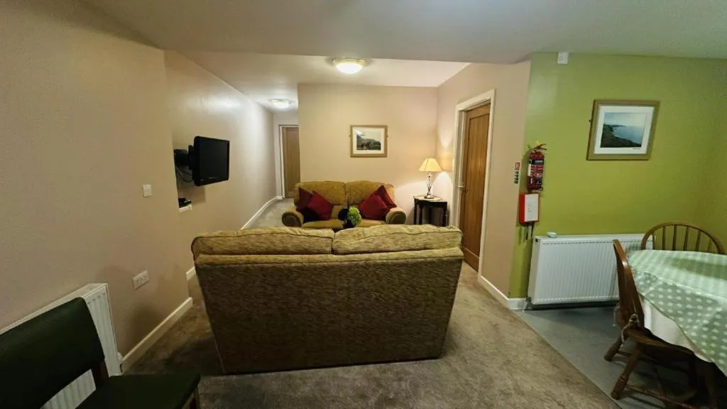 Bedroom, Bed in Ocean Haze Hotel