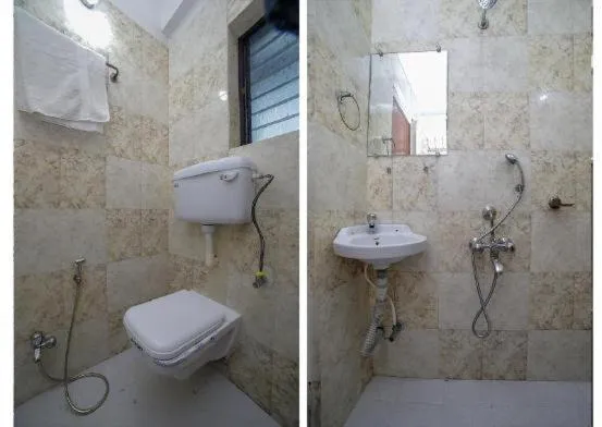 Shower in Hotel JK Lions - Koradi, Nagpur