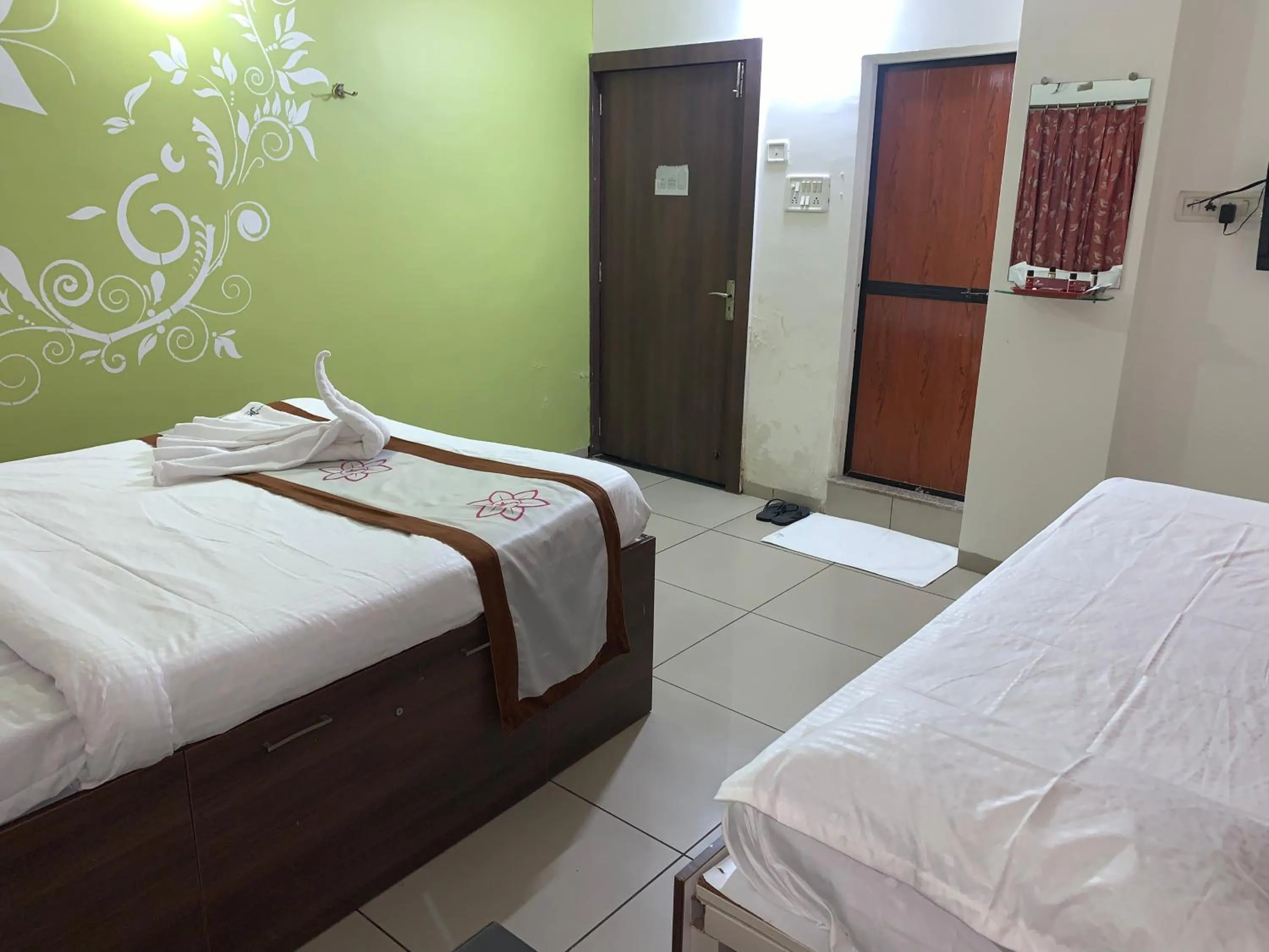 Photo of the whole room, Bed in Hotel JK Lions - Koradi, Nagpur