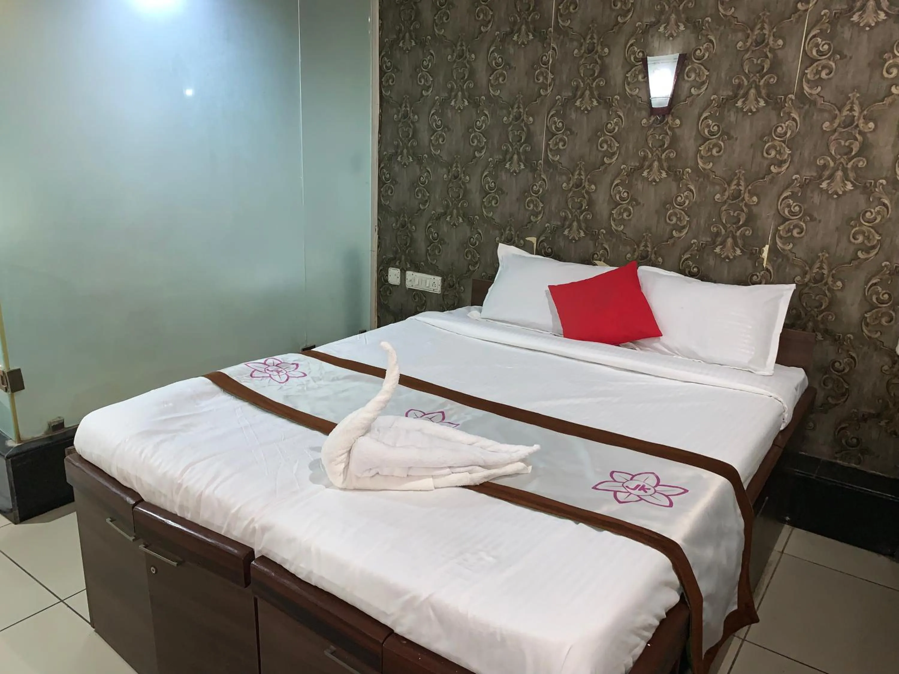Bed in Hotel JK Lions - Koradi, Nagpur