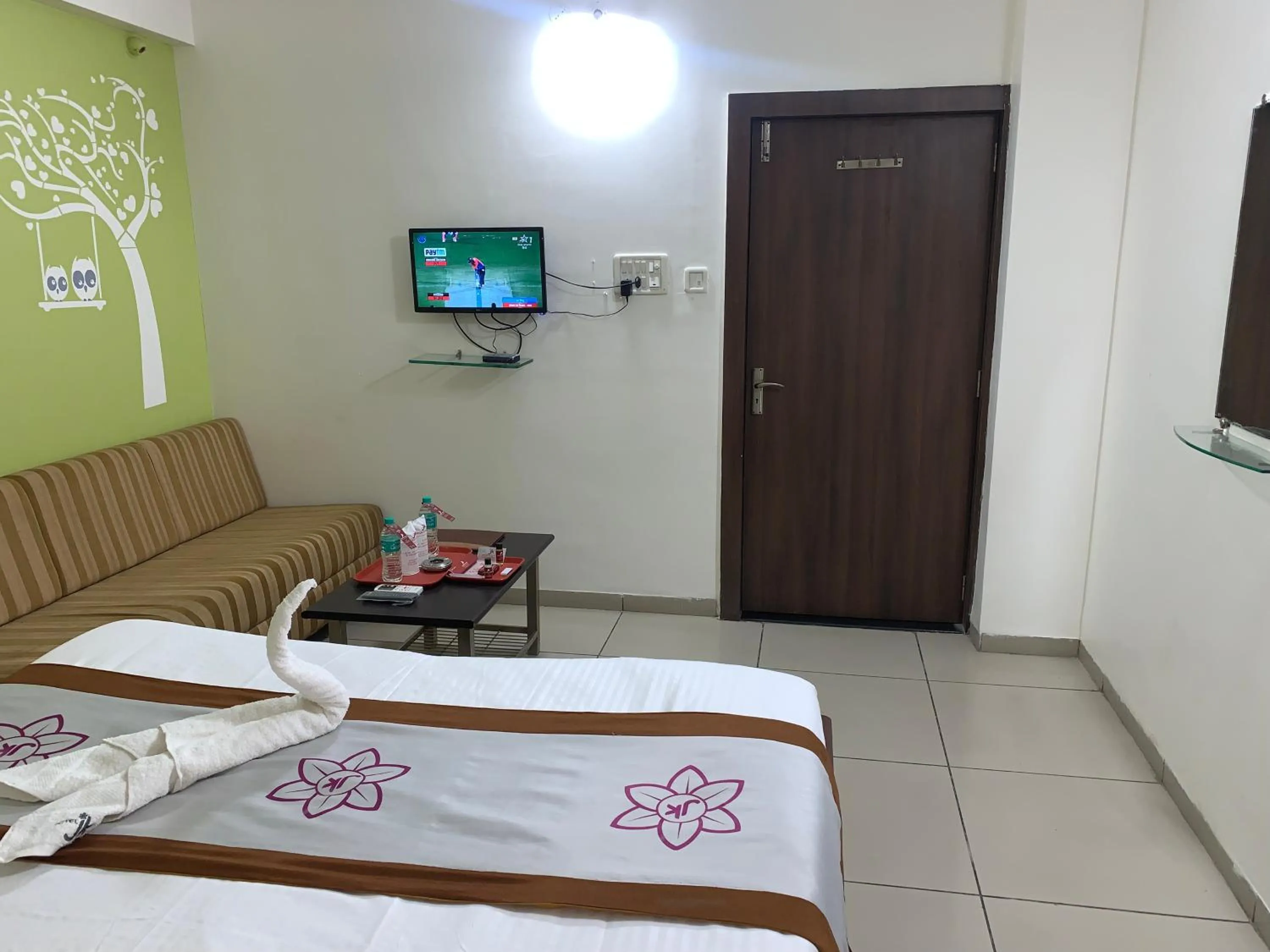 Bed in Hotel JK Lions - Koradi, Nagpur