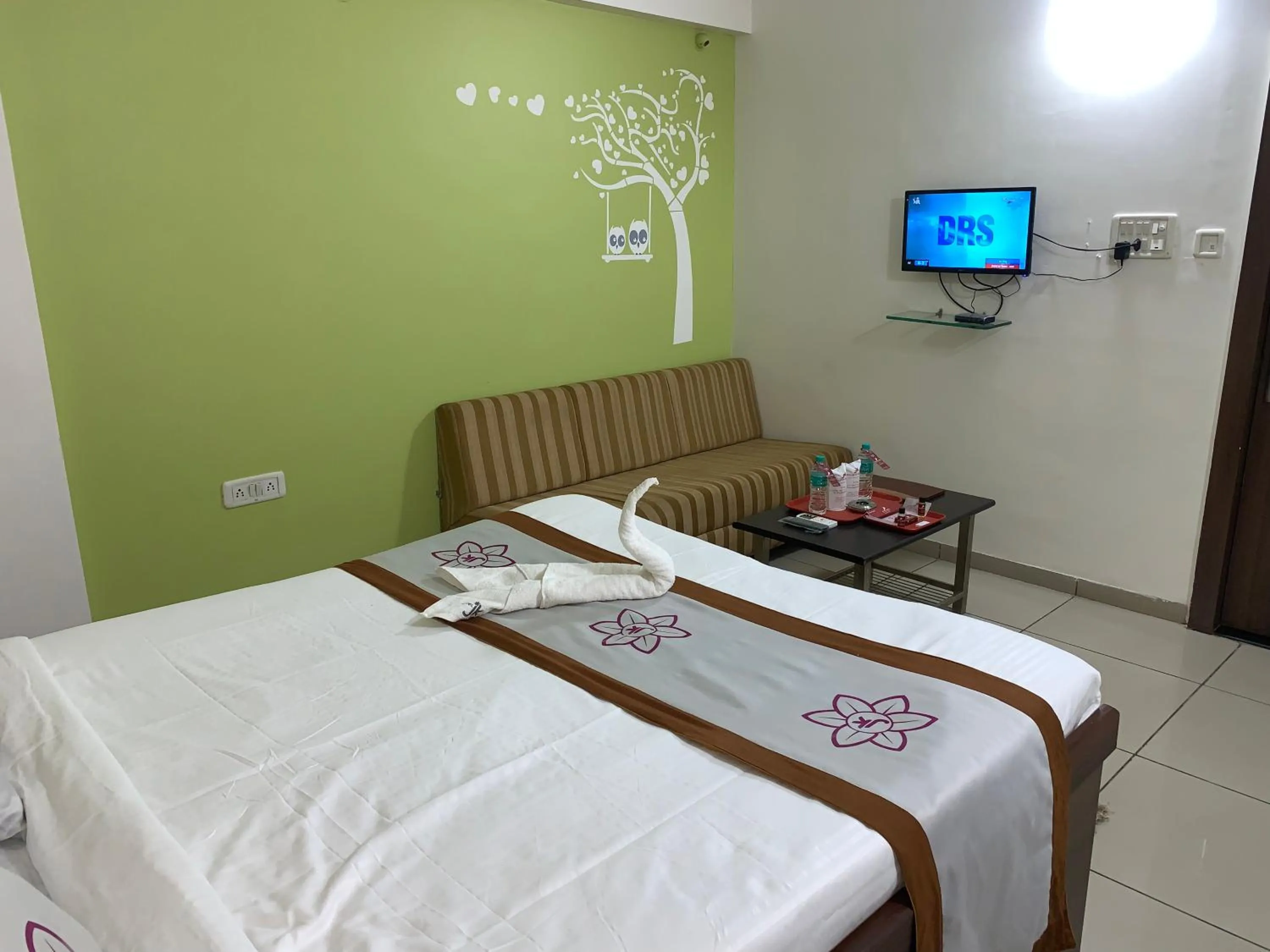 Bed in Hotel JK Lions - Koradi, Nagpur