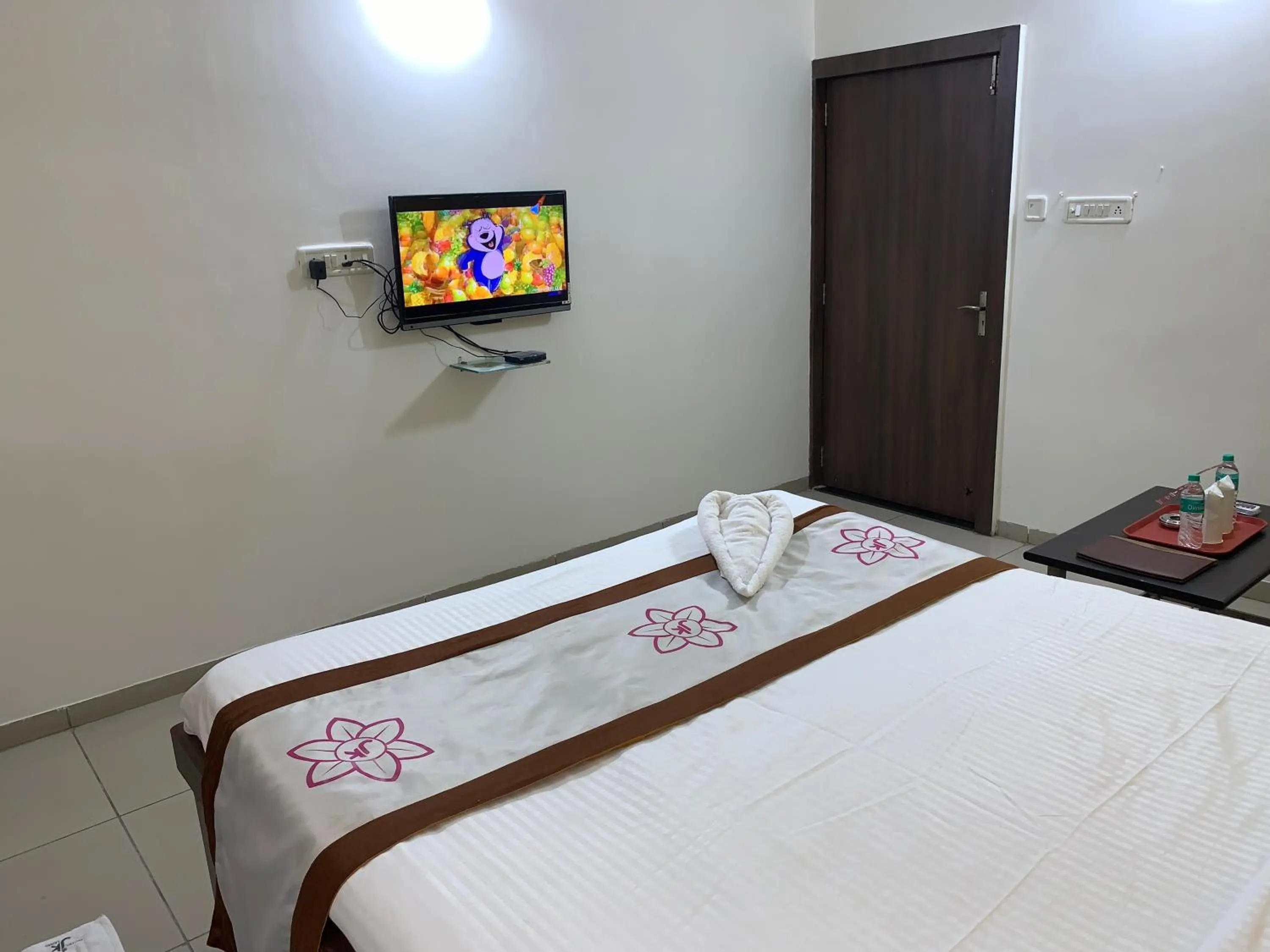 Bed in Hotel JK Lions - Koradi, Nagpur