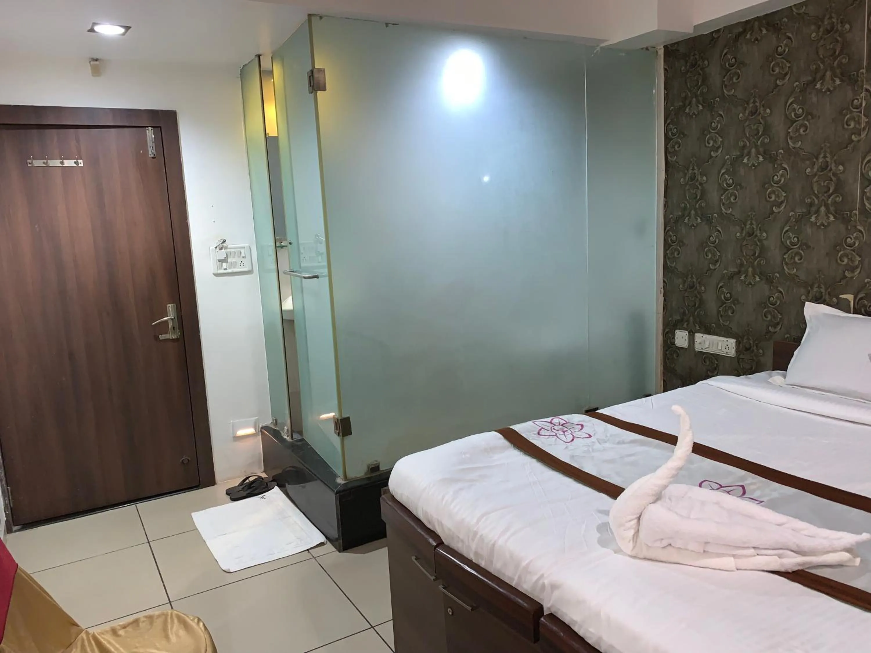 Bed in Hotel JK Lions - Koradi, Nagpur