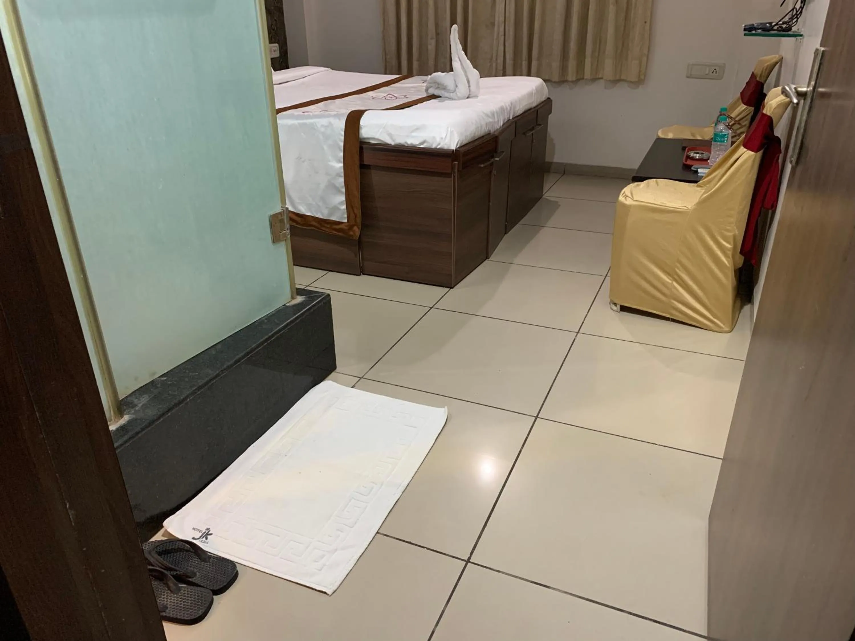 Bed in Hotel JK Lions - Koradi, Nagpur