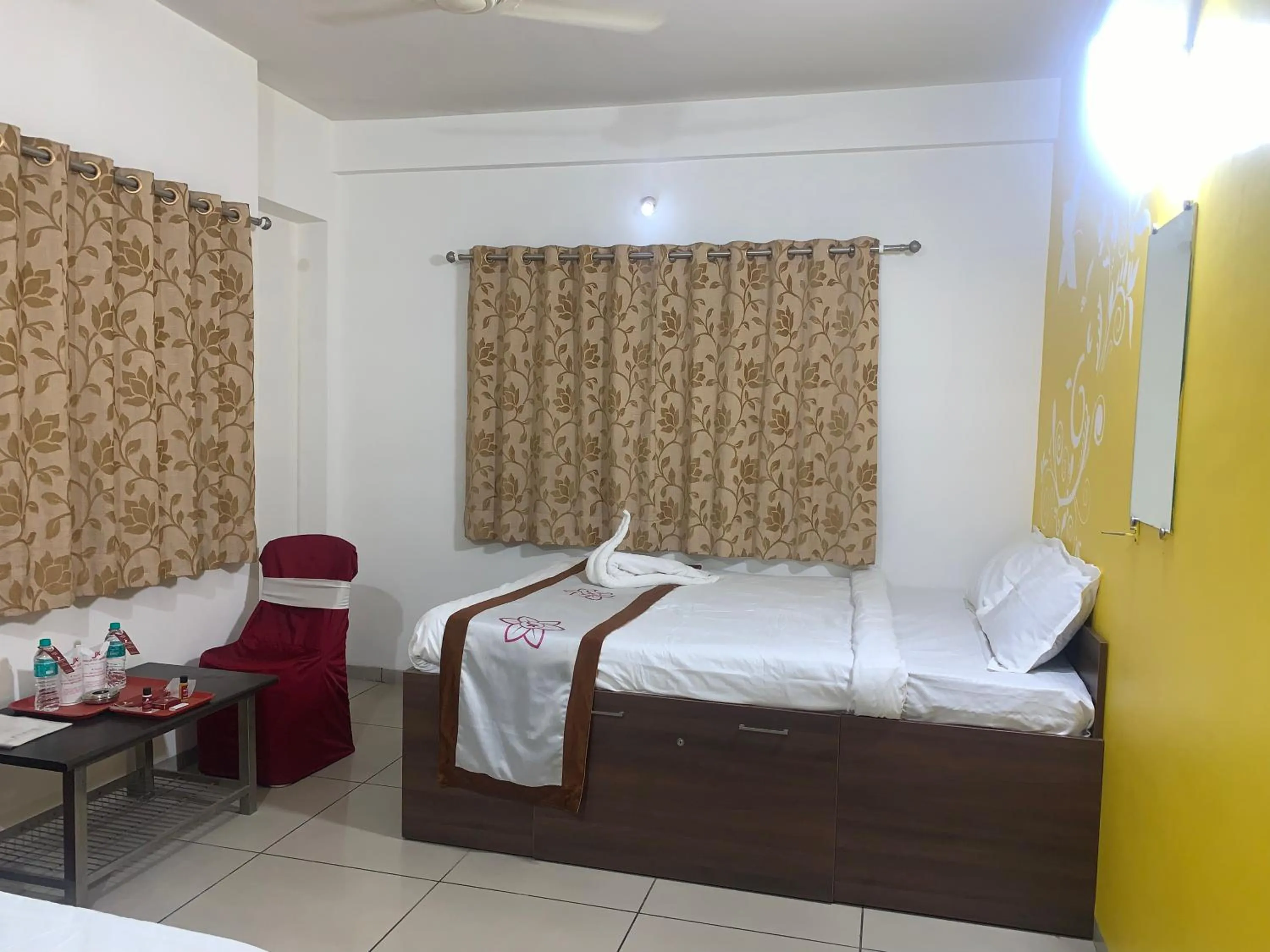 Bed in Hotel JK Lions - Koradi, Nagpur