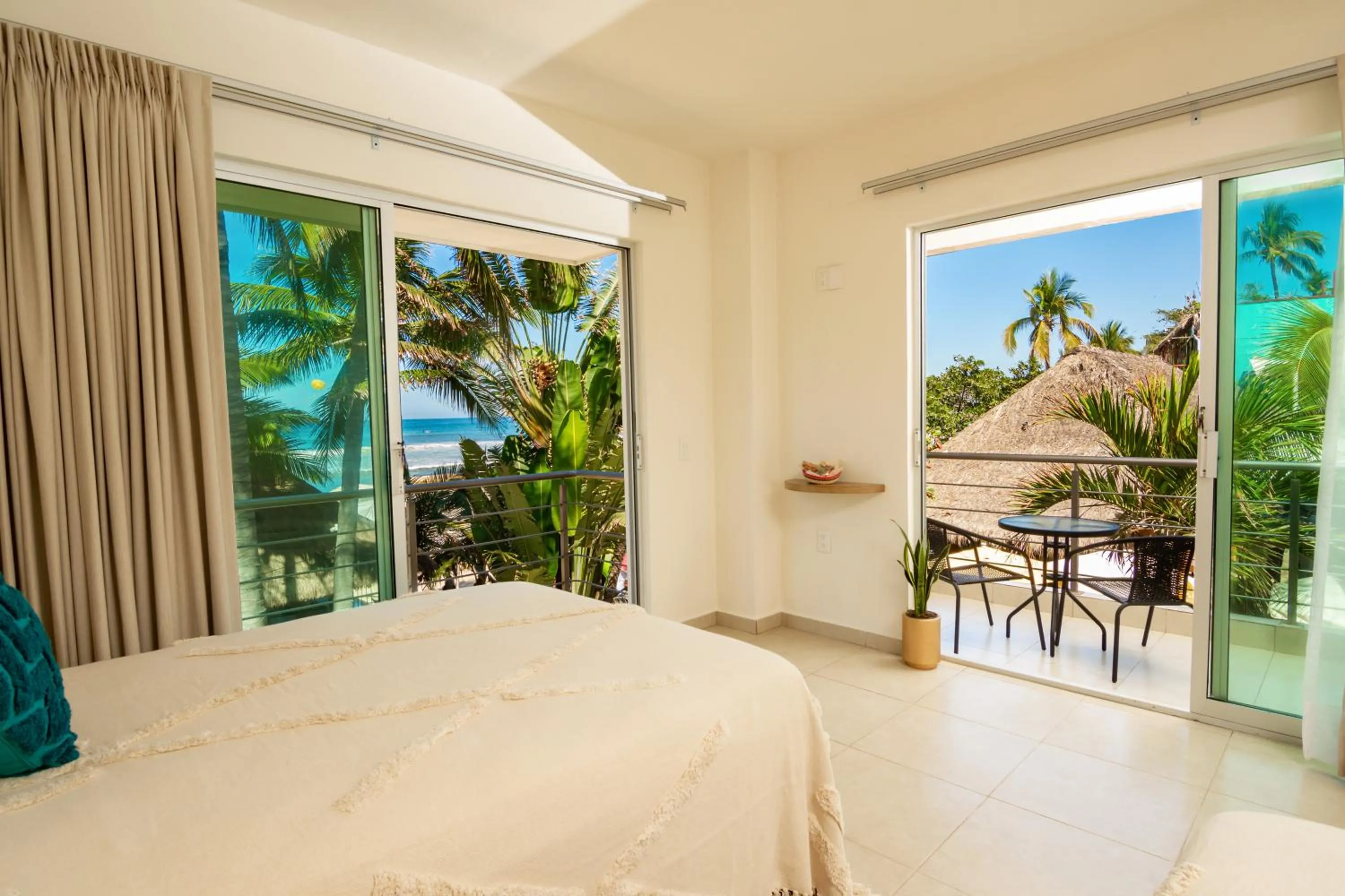 Bed in Ma-Jo Sayulita Hotel