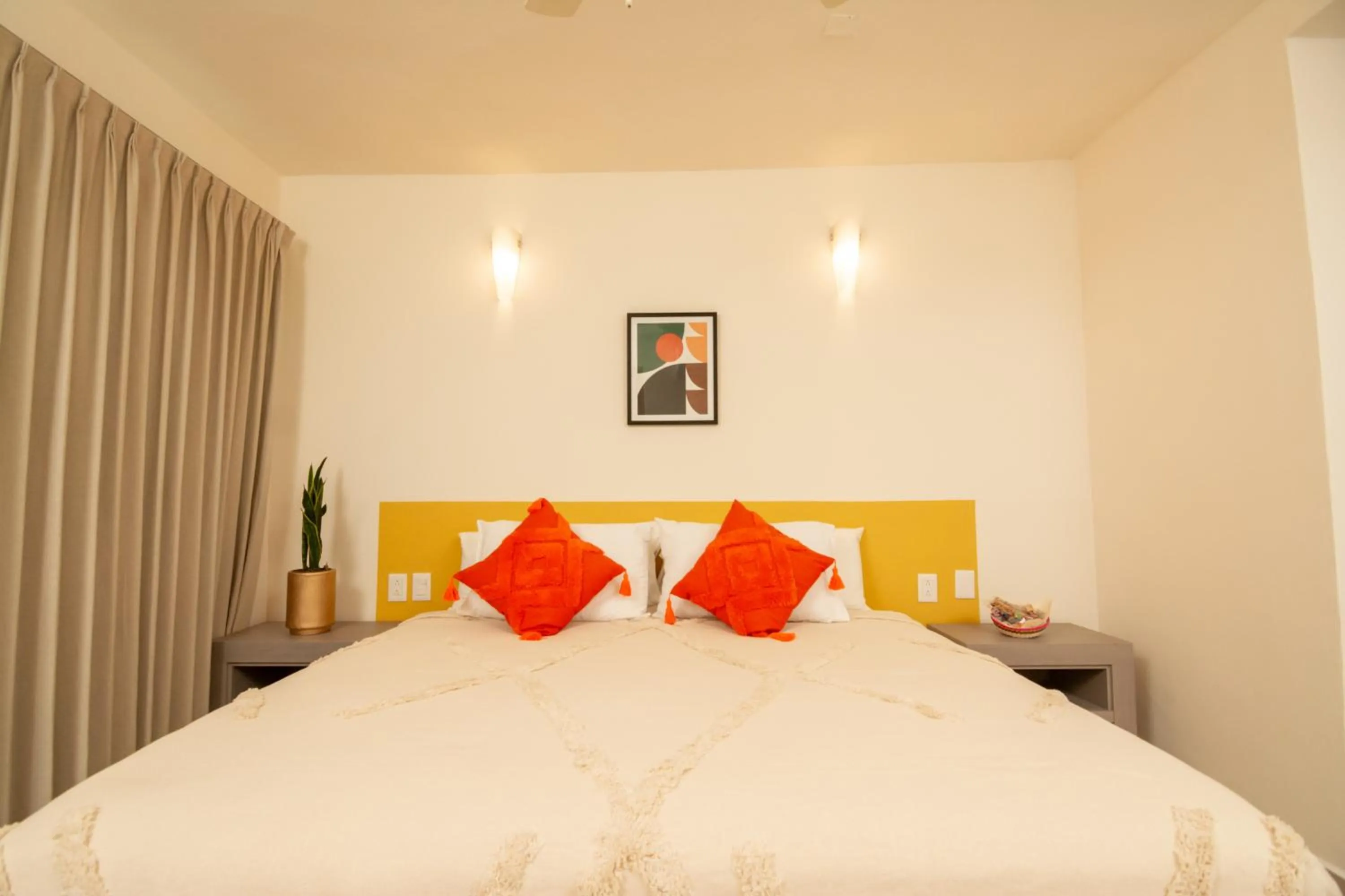 Bed in Ma-Jo Sayulita Hotel