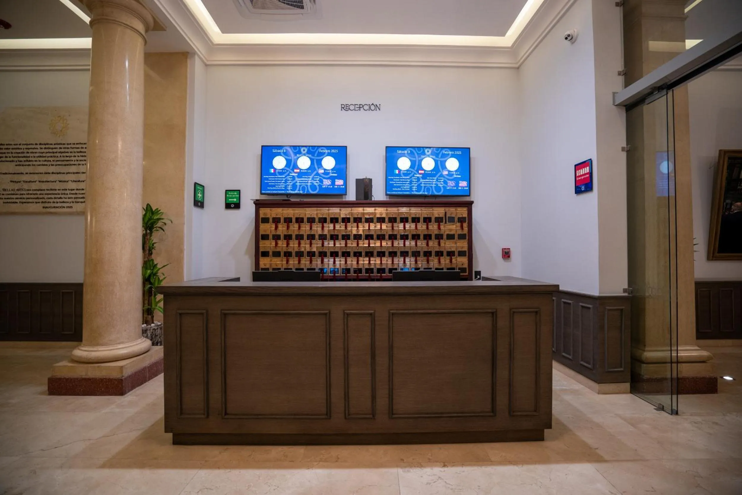 Lobby or reception in Hotel Bellas Artes