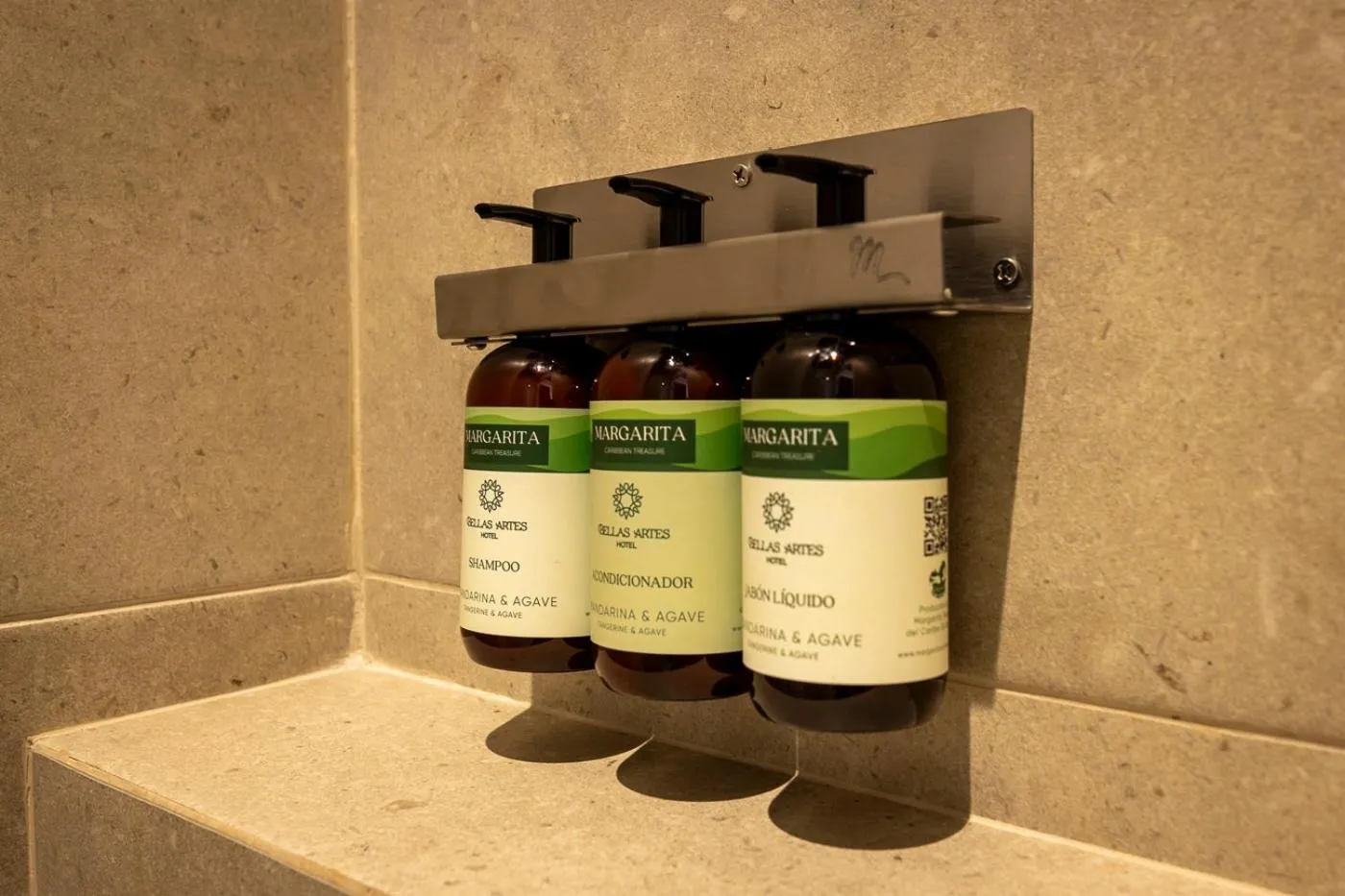 Shower in Hotel Bellas Artes