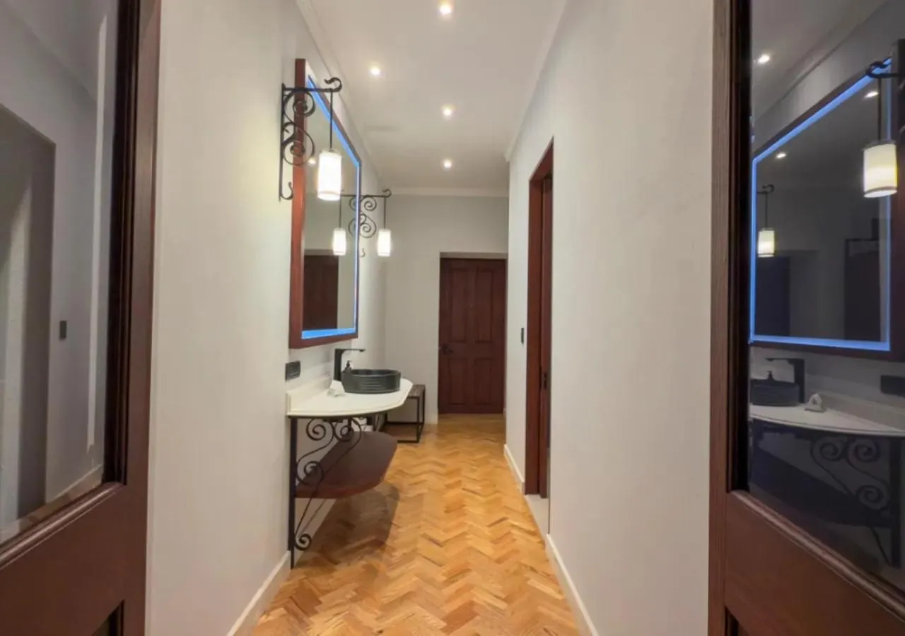 Bathroom in Hotel Bellas Artes