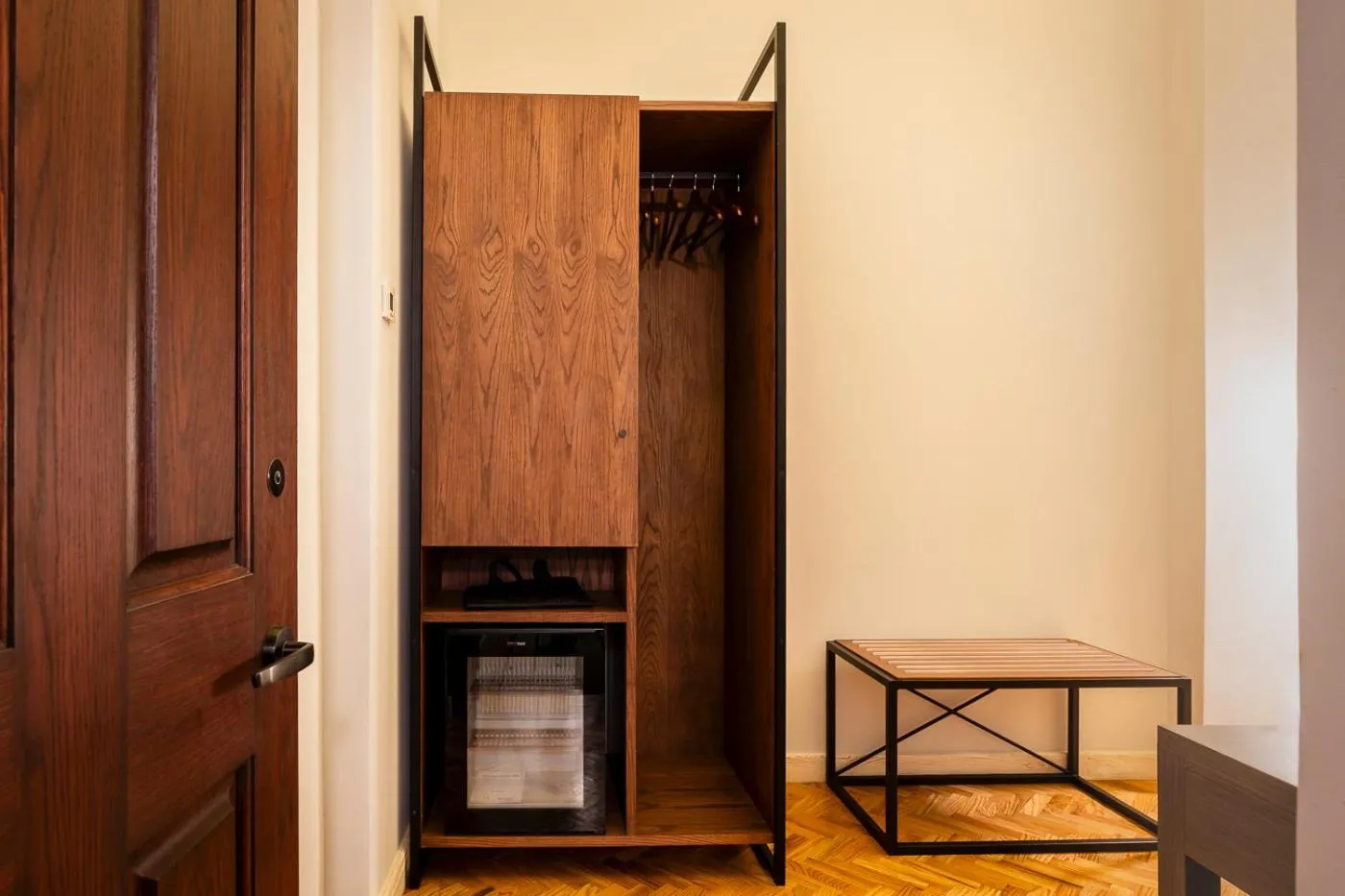 wardrobe in Hotel Bellas Artes