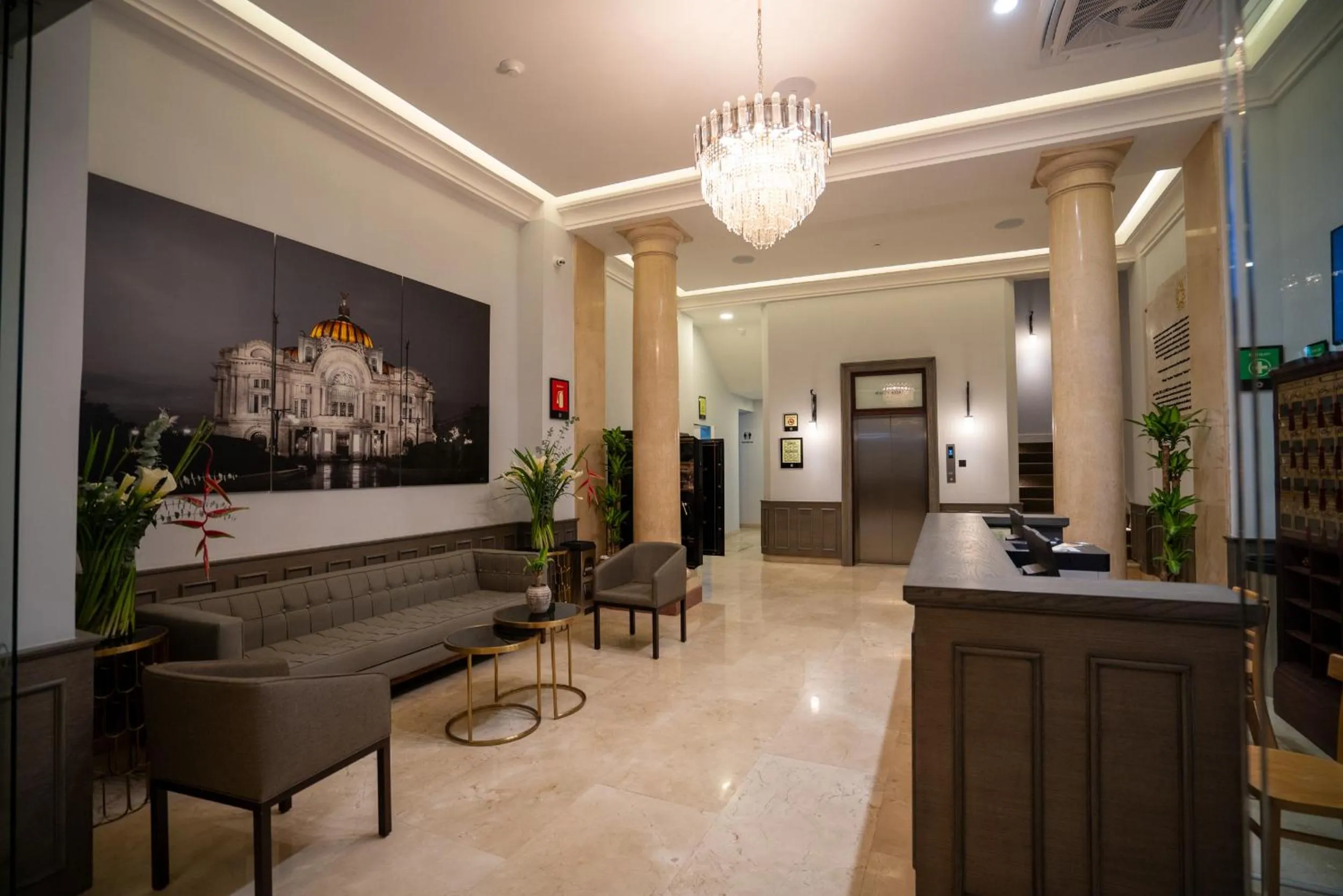 Lobby or reception in Hotel Bellas Artes