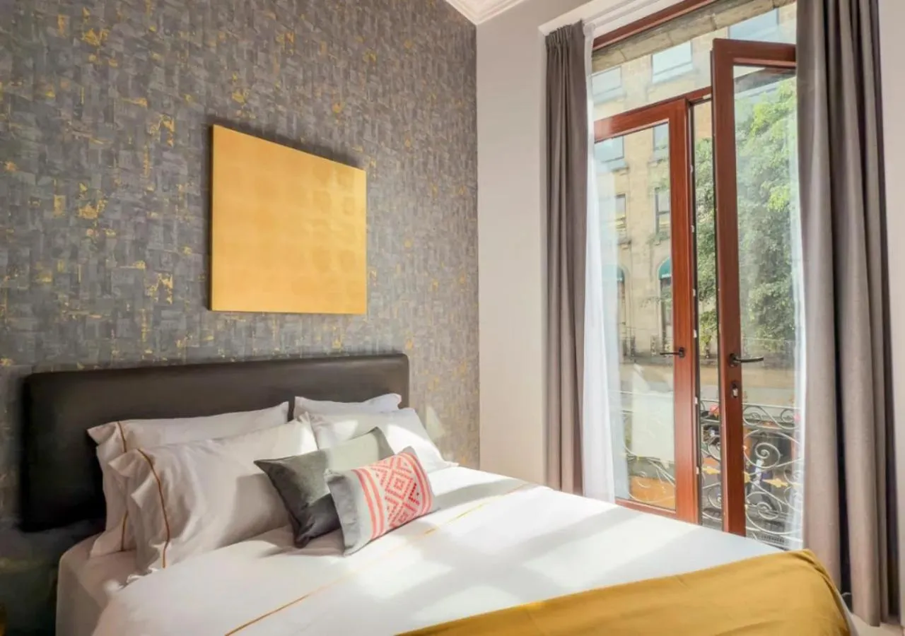 Bed in Hotel Bellas Artes