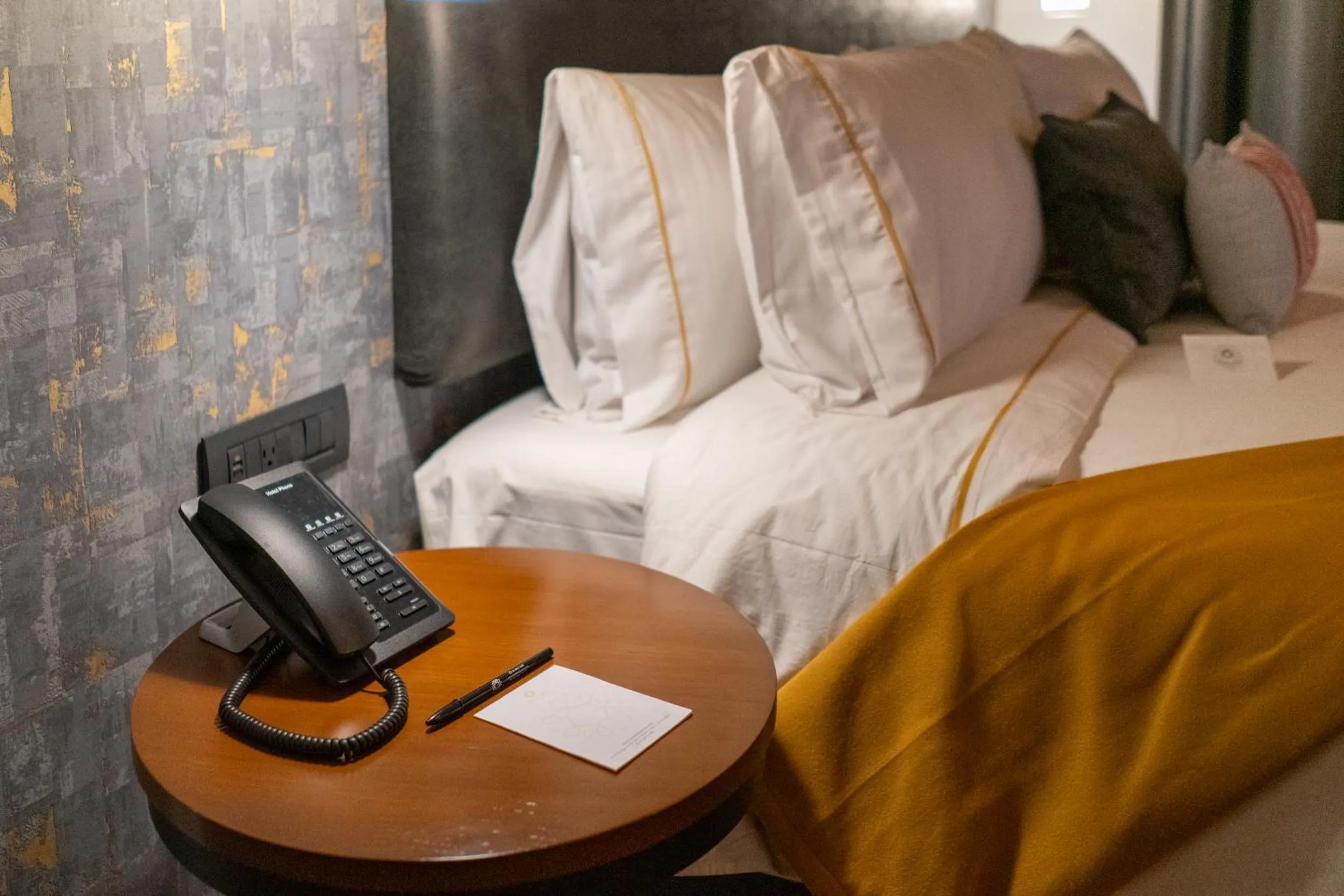 Bed in Hotel Bellas Artes