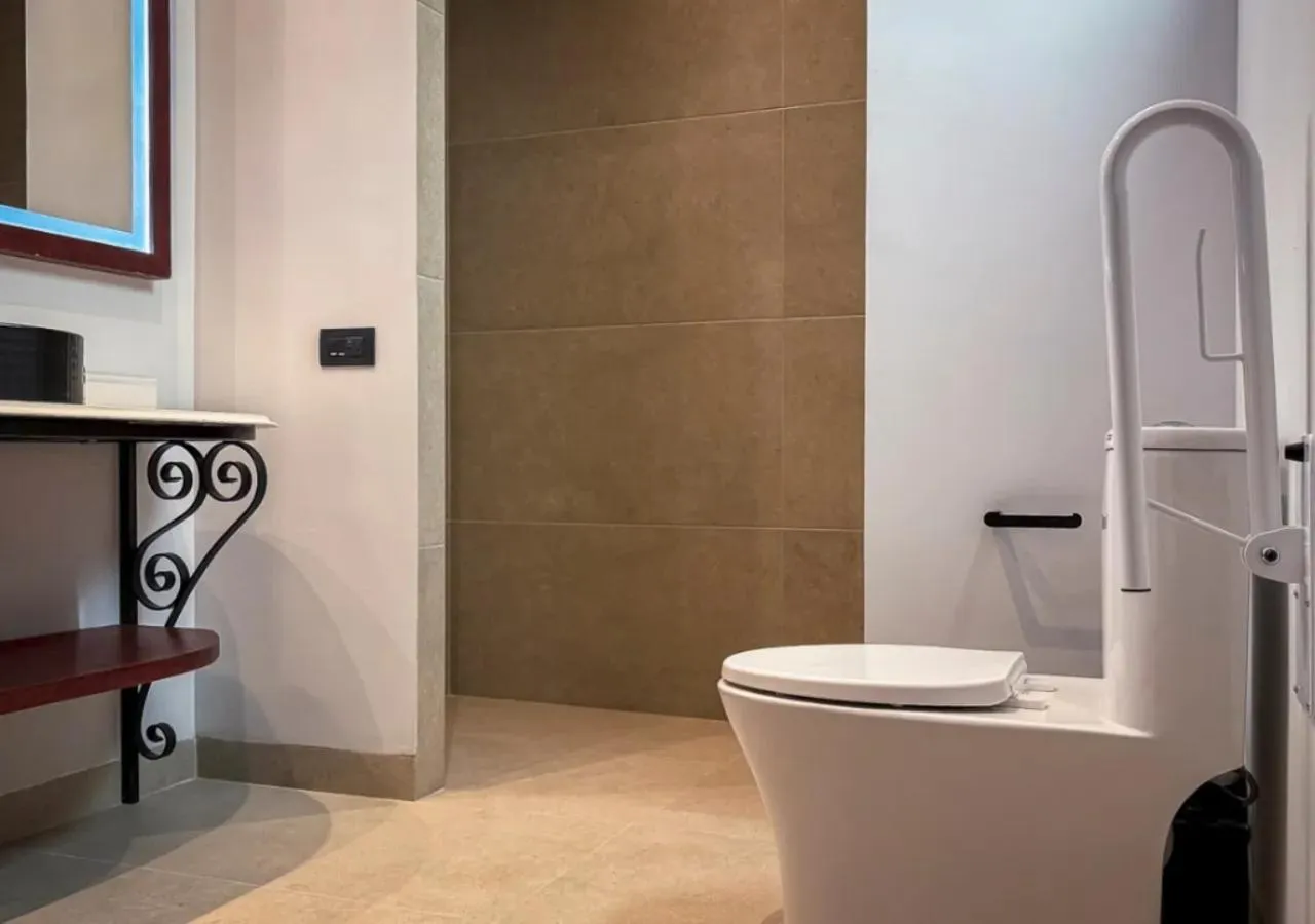 Bathroom in Hotel Bellas Artes