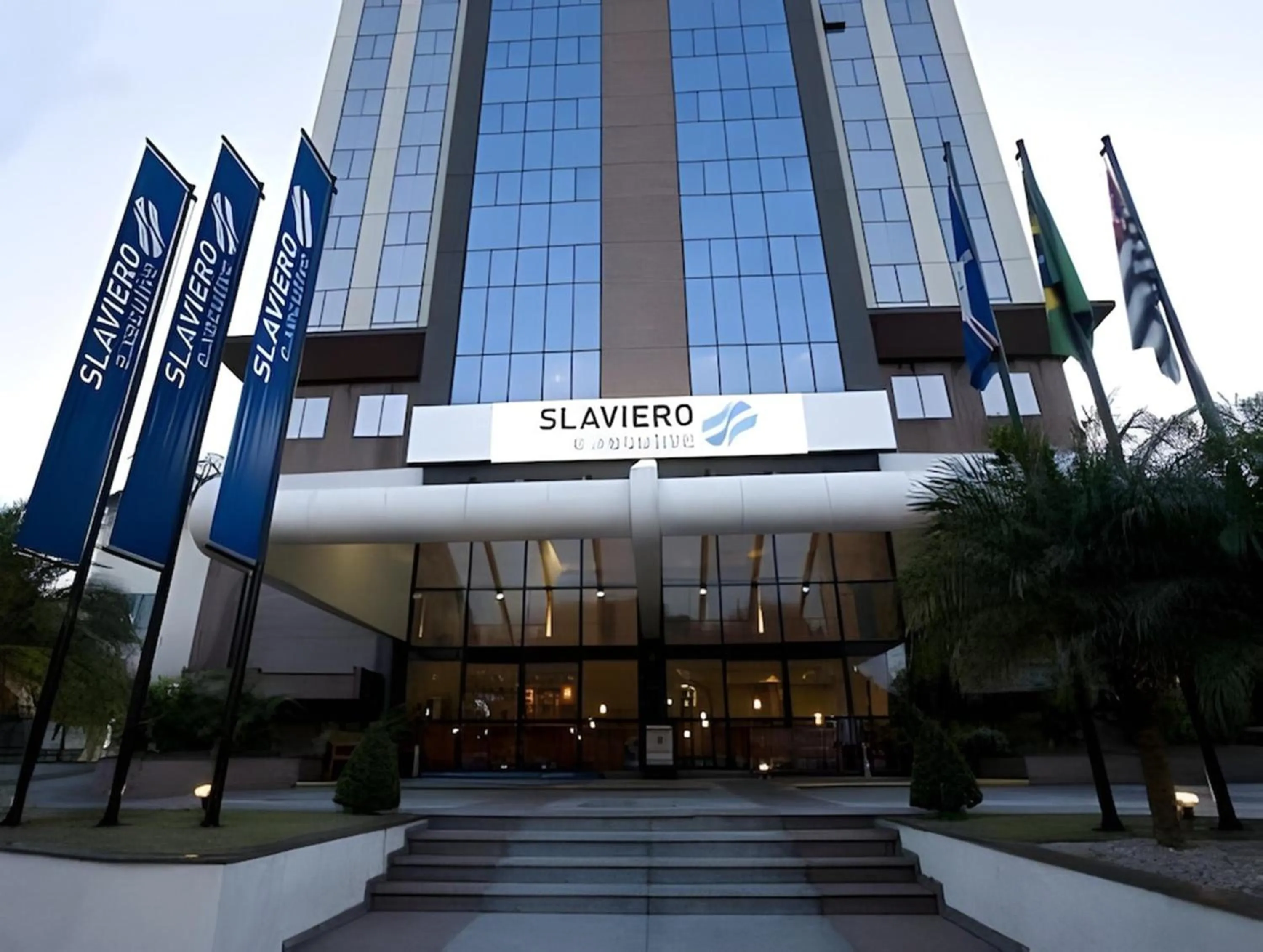 Property building in Flat Hotel Slaviero Guarulhos