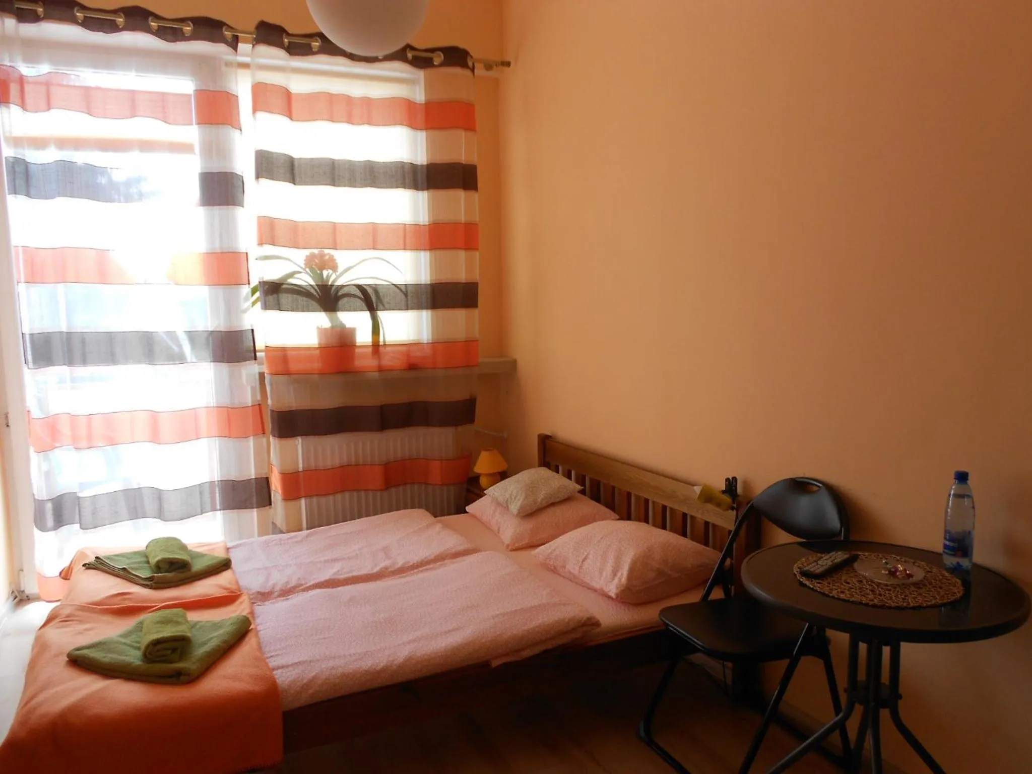 Photo of the whole room, Bed in Extra Pokoje do Wynajęcia