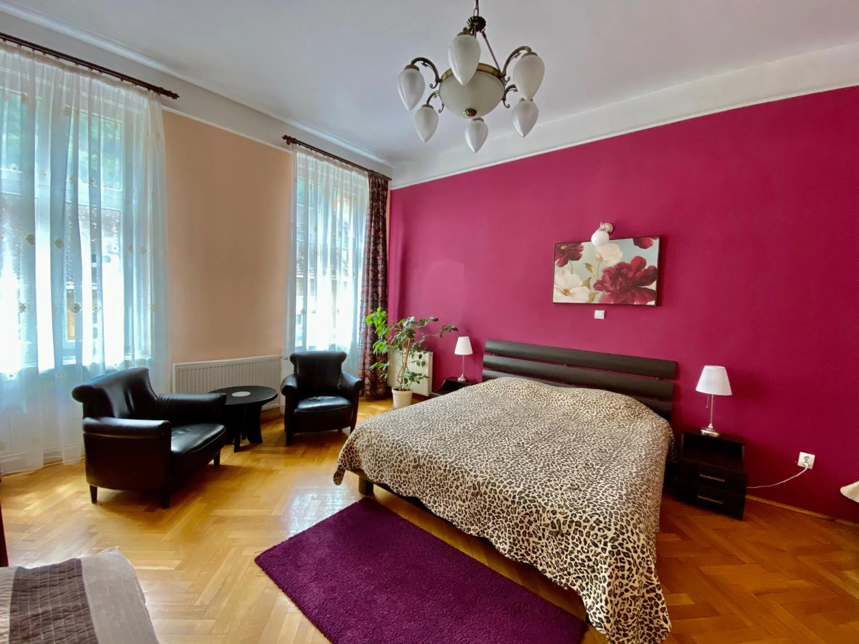 Photo of the whole room, Bed in Casa Balcescu