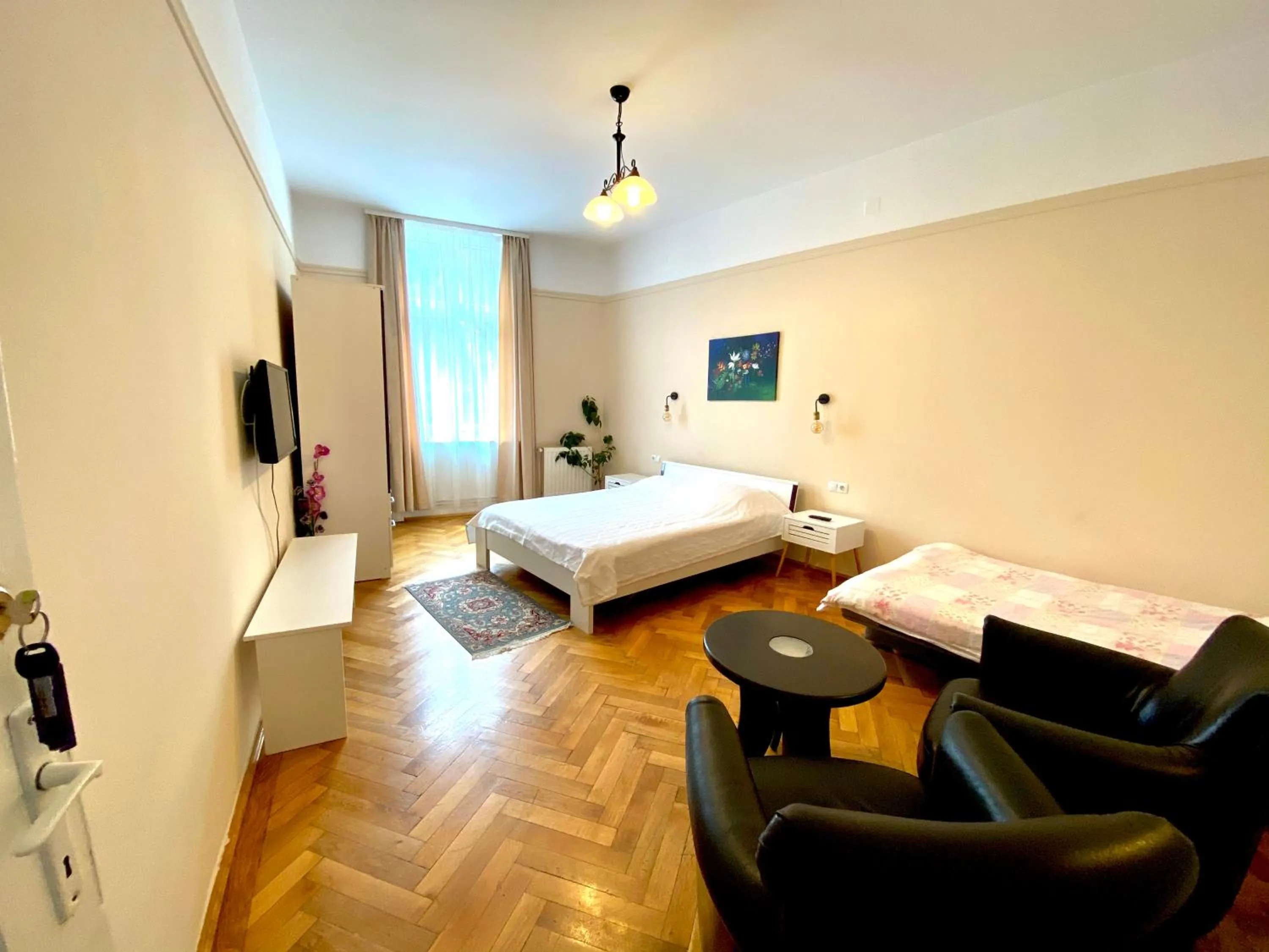 Photo of the whole room, Bed in Casa Balcescu