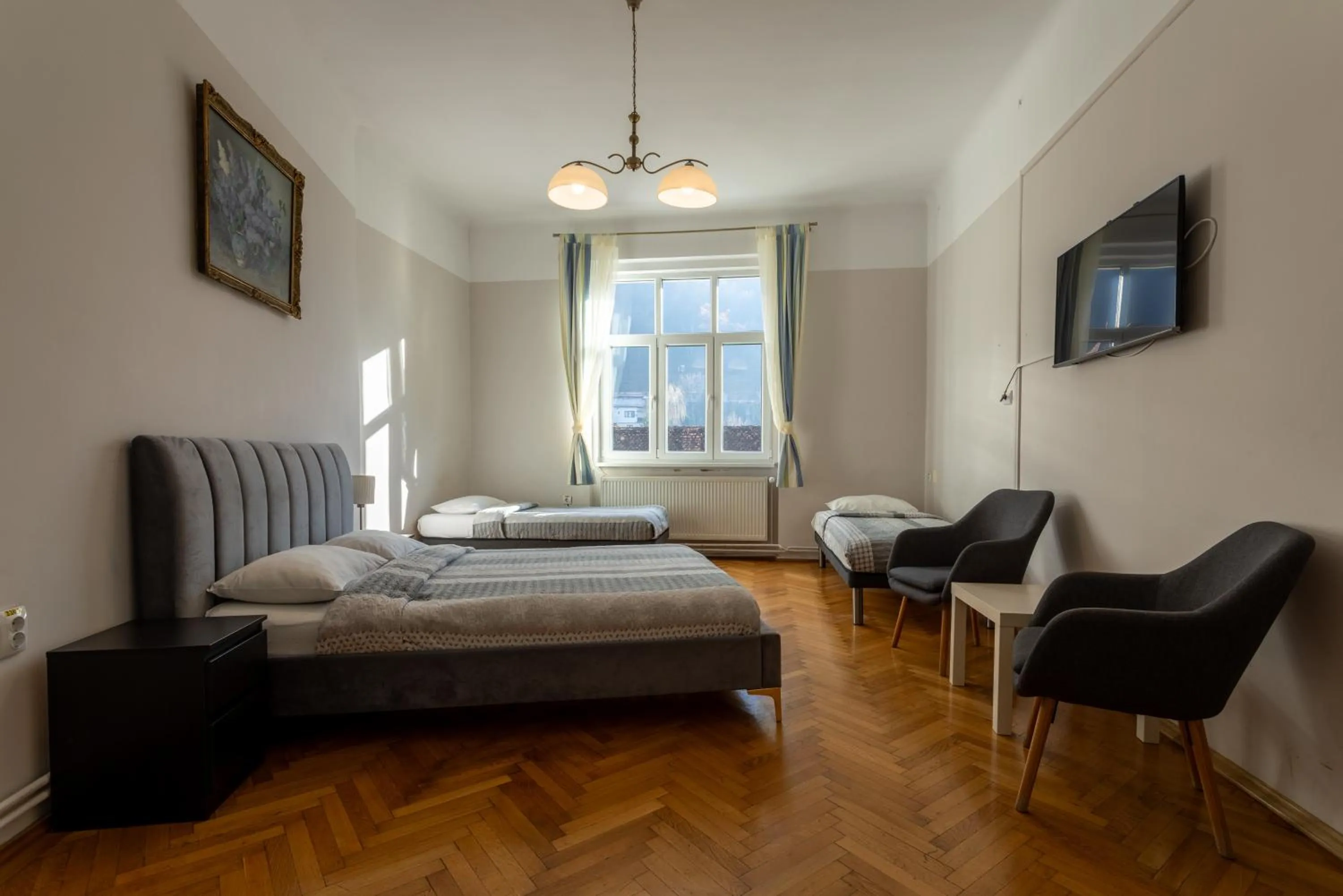 Photo of the whole room, Bed in Casa Balcescu