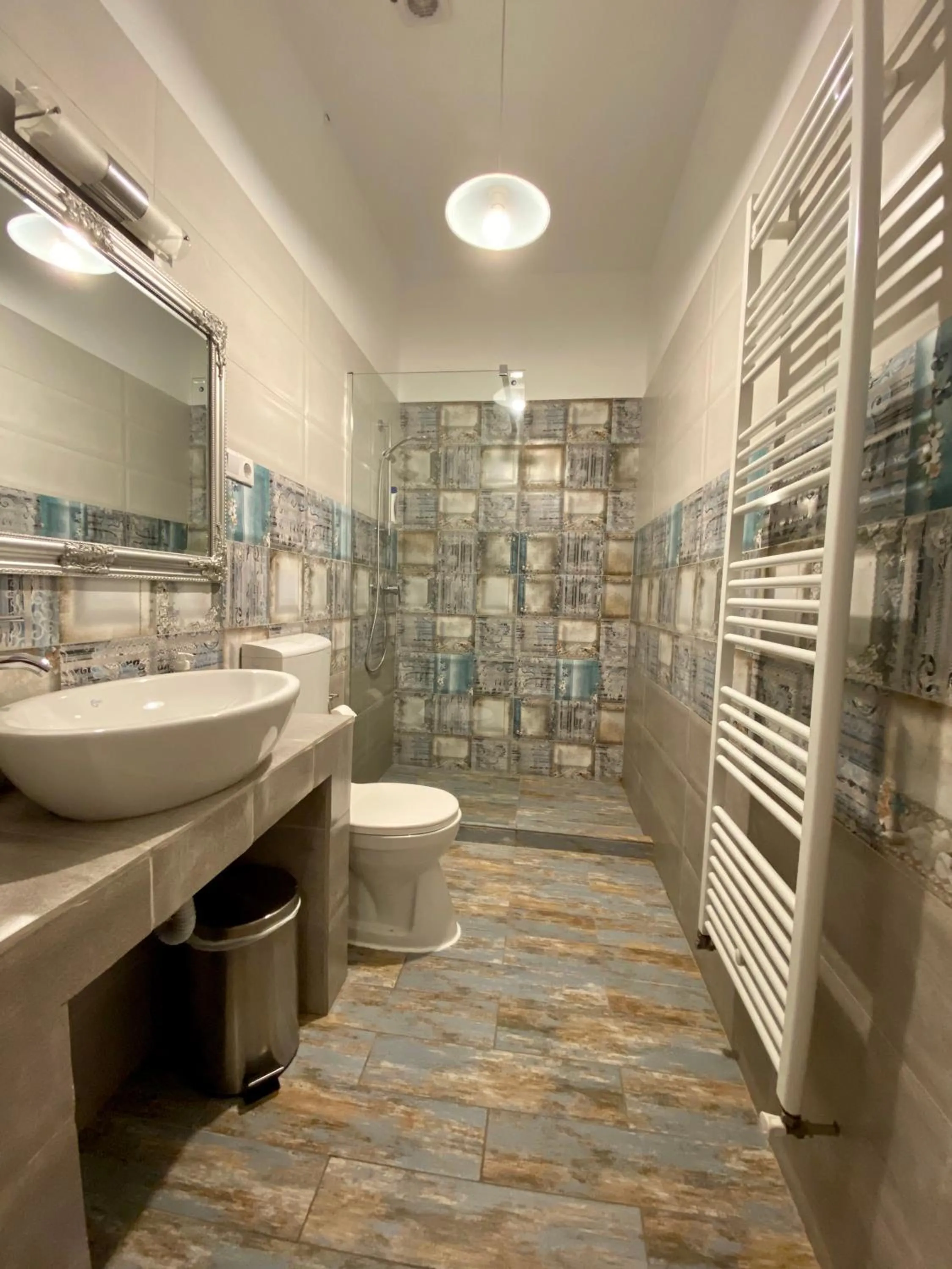 Bathroom in Casa Balcescu