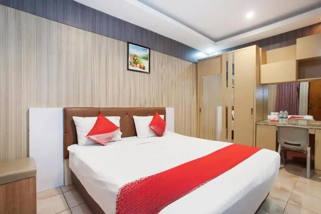 Double Room with Private Bathroom in Angs residence Double Room with Private Bathroom in Angs residence