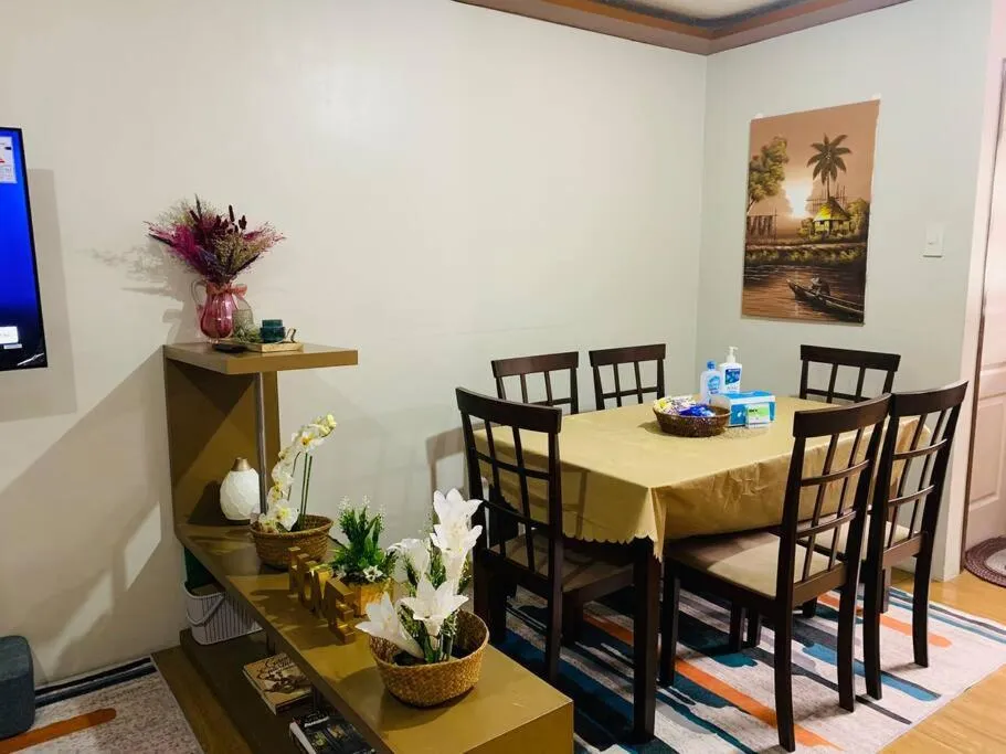 *Accessible 2BR condo close to SM Marikina/LRT 2*