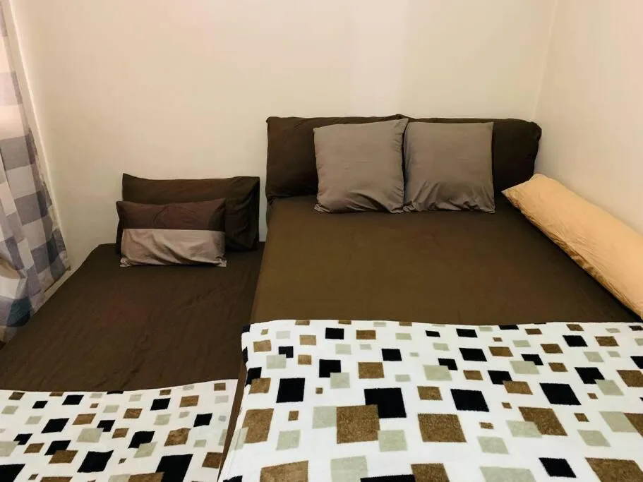 Bed in *Accessible 2BR condo close to SM Marikina/LRT 2*
