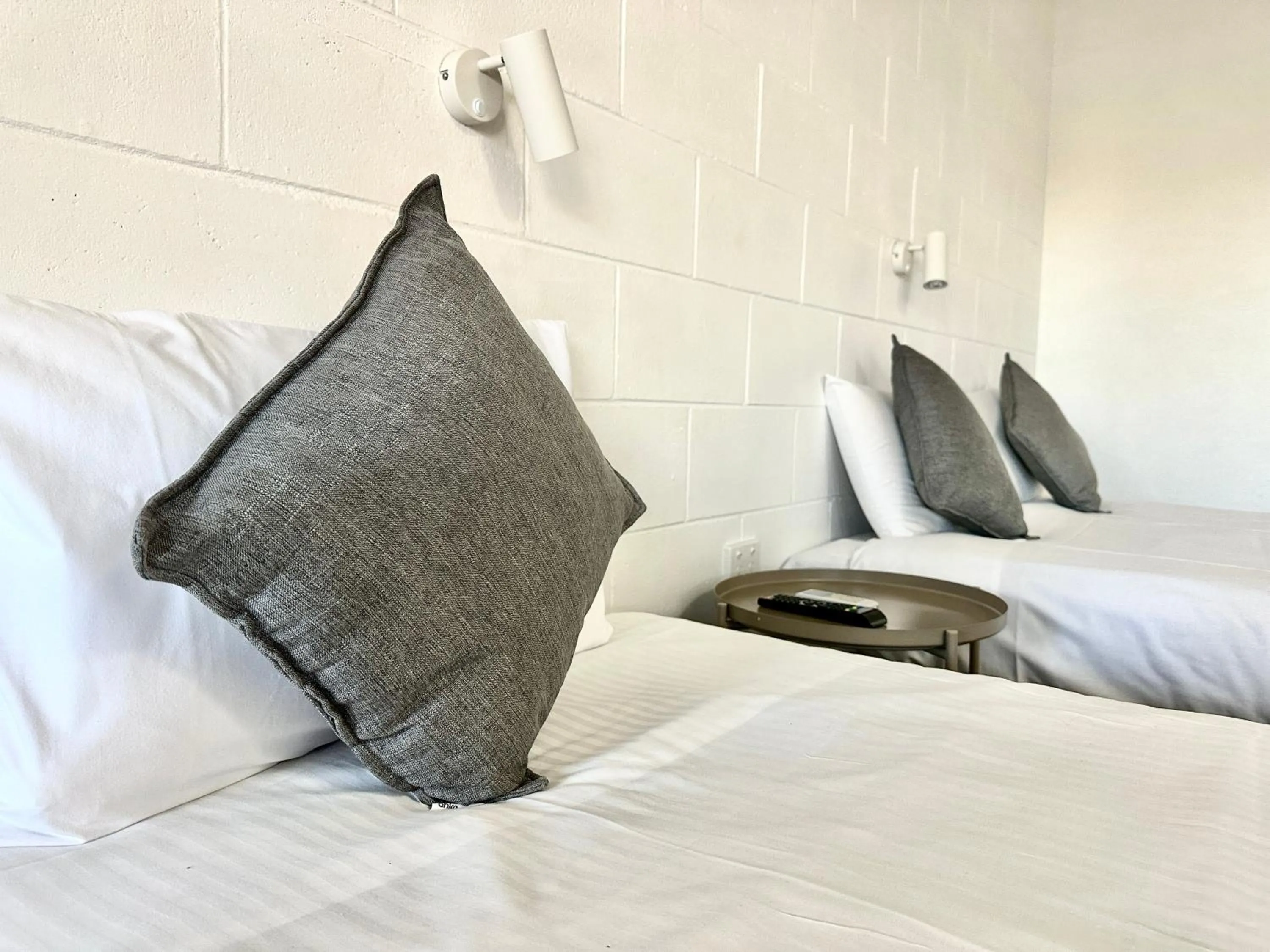 Family Room with Private Bathroom - single occupancy in Sawmill Hotel Motel