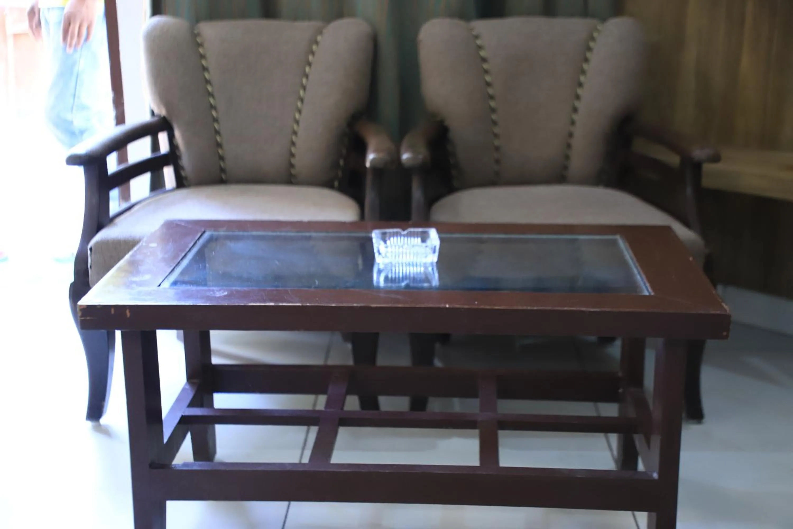 Seating area in Corbett Paradiso Resort Dikhuli